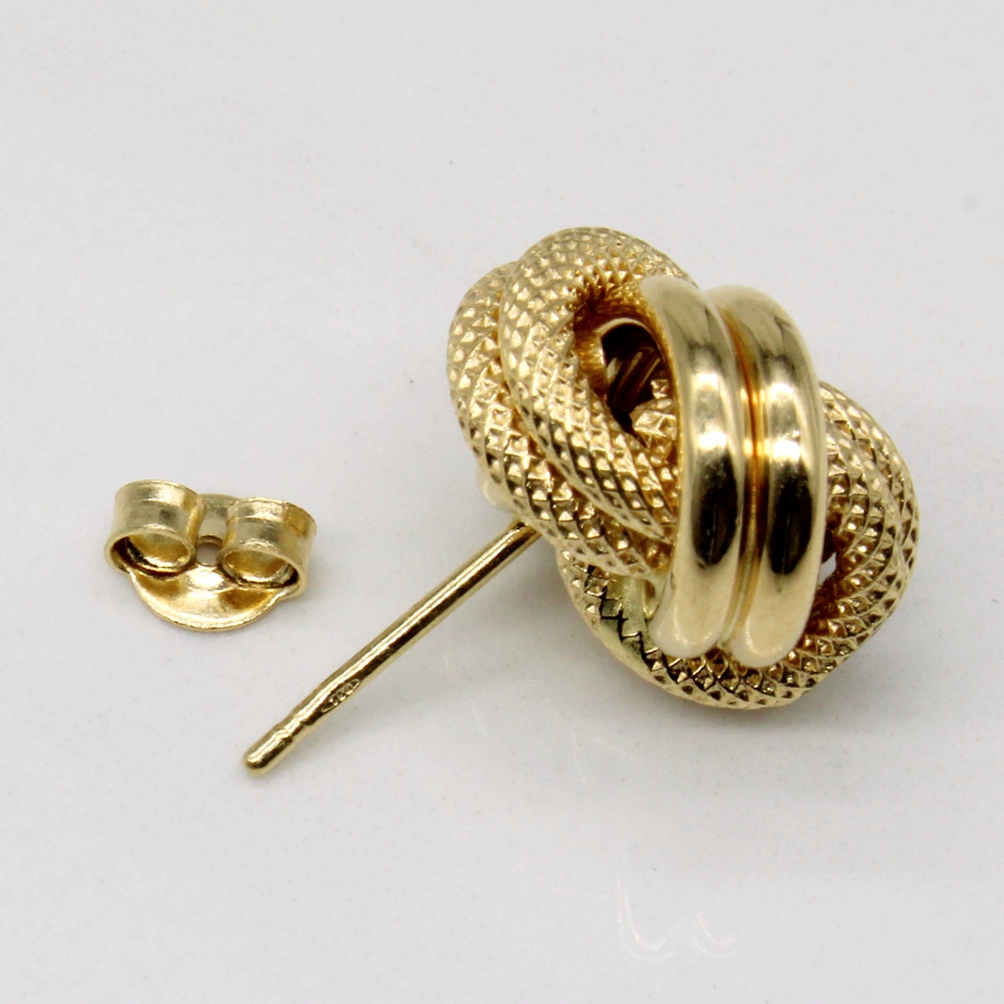 Boucles d'oreilles nœud en or jaune 18 carats