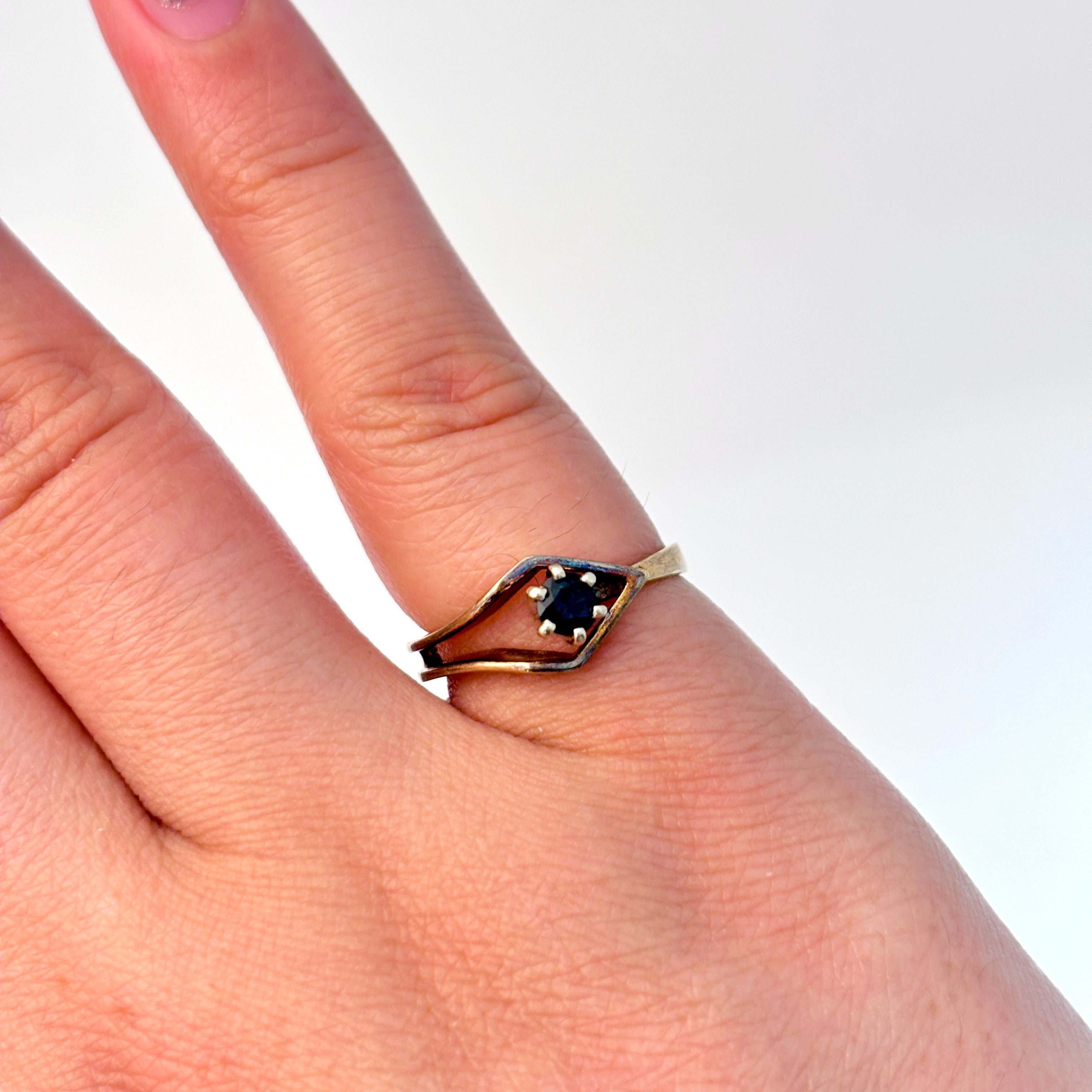 14k Yellow Gold Sapphire Ring | 0.24ct | SZ 5