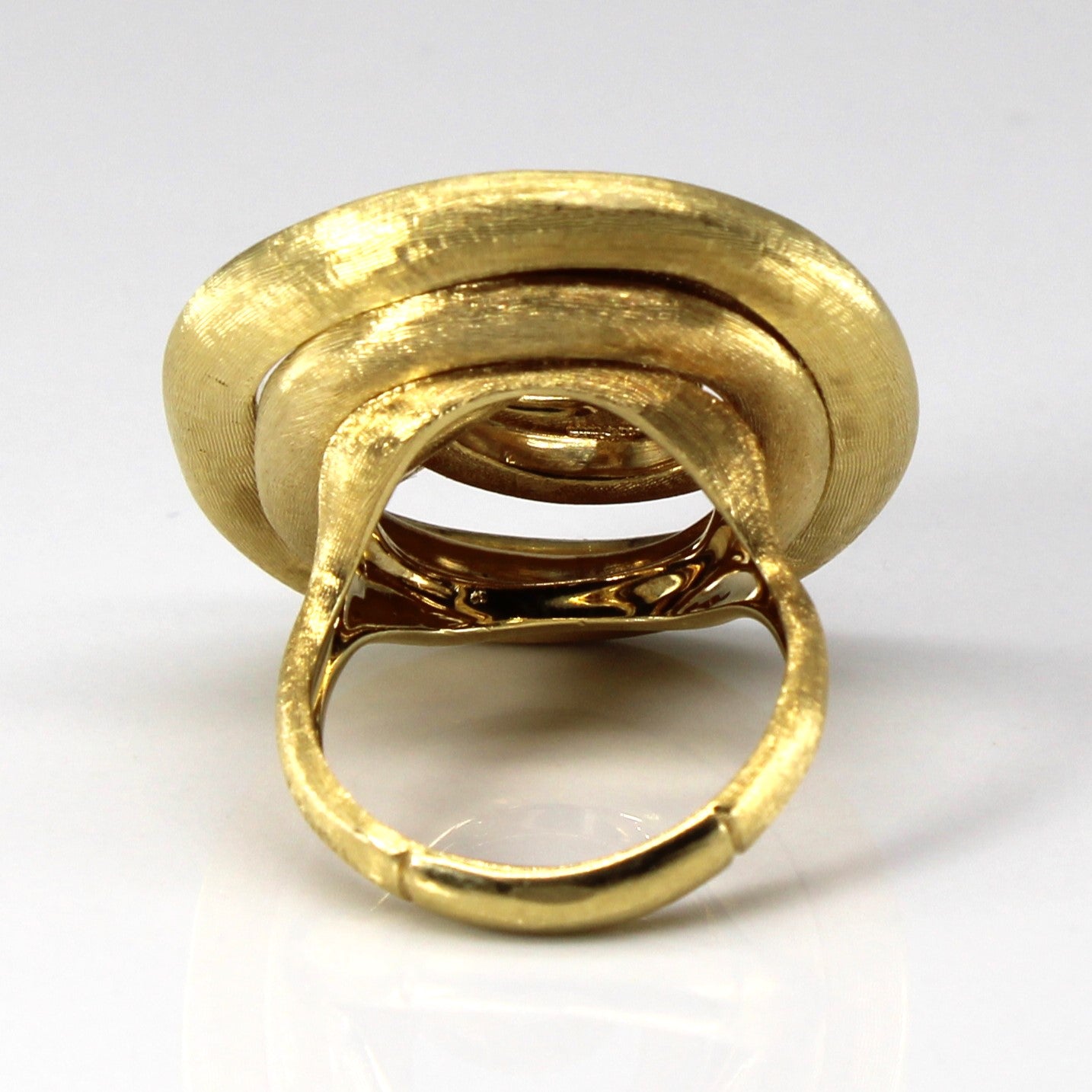 Yellow Gold Swirl Gold 18k Ring | SZ 5.75 |