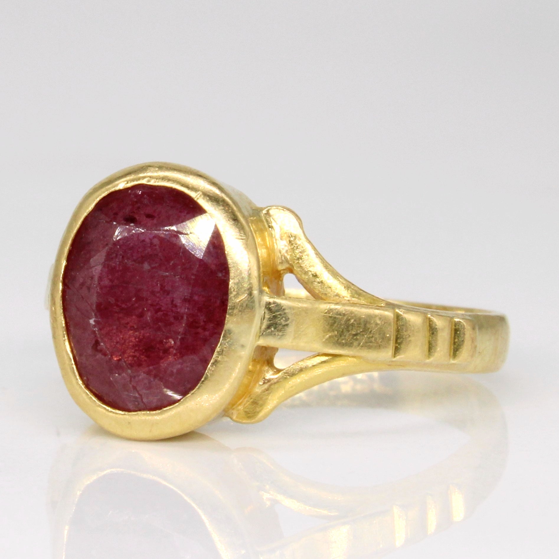 Glass Filled Ruby Ring | 2.65ct | SZ 6.75 |