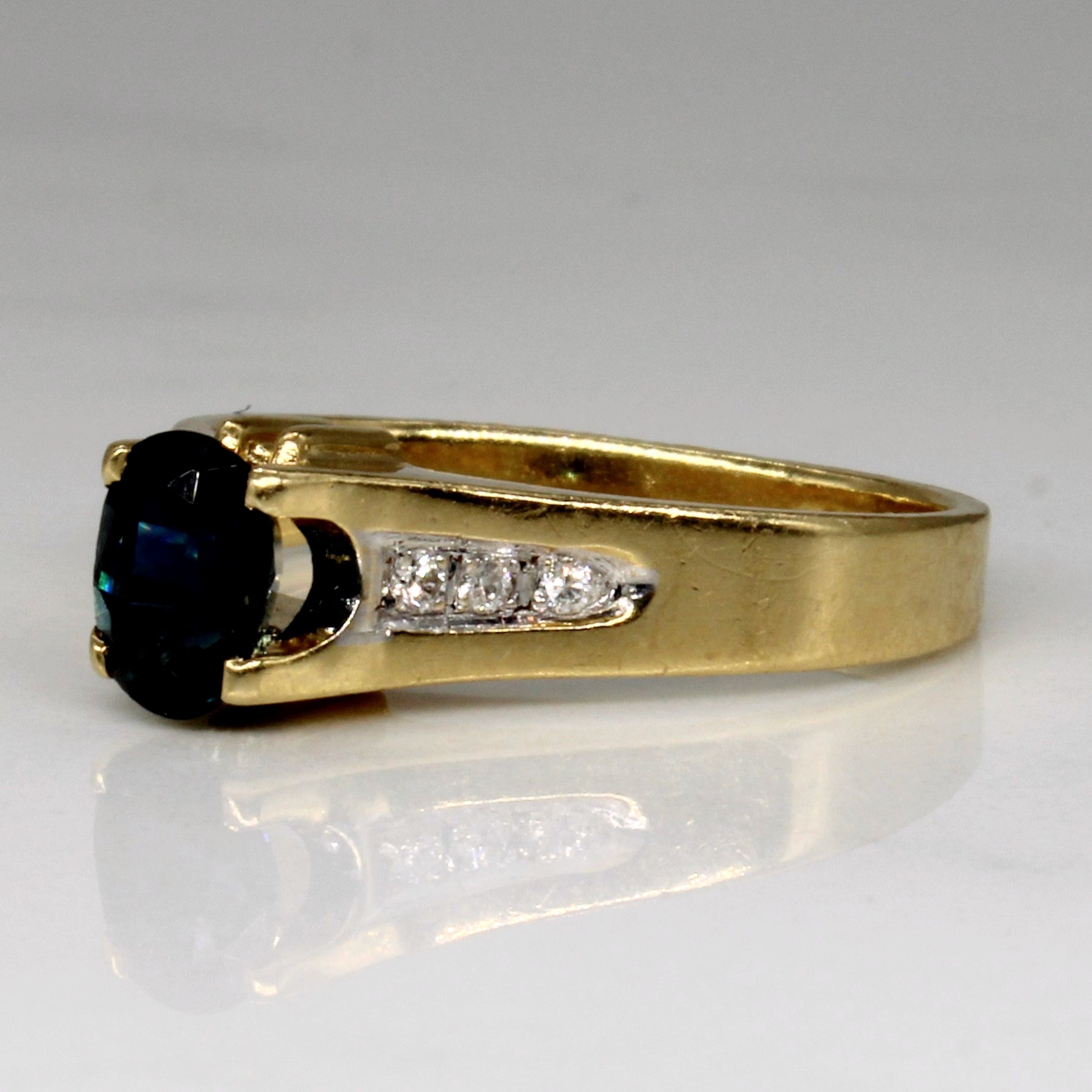 Sapphire & Diamond Ring | 0.85ct, 0.04ctw | SZ 6.5 |