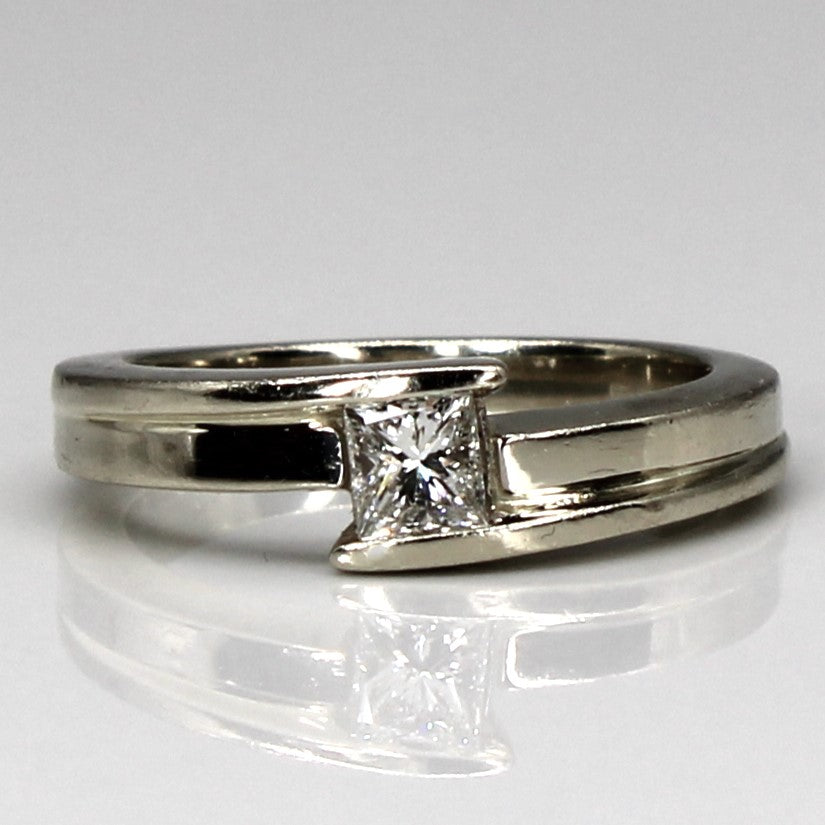 Bague en or 14 carats avec diamant taille princesse serti contourné | 0,42 ct | Taille 5,25 |