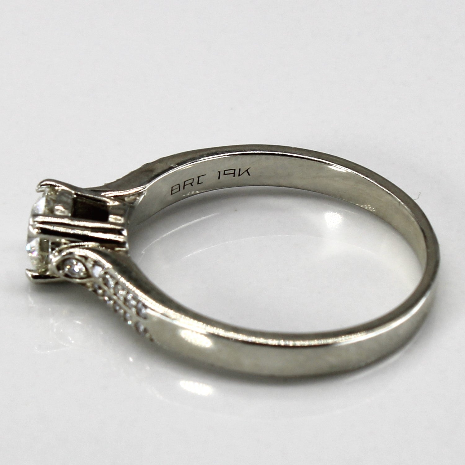 Solitaire with Accents Diamond 19k Ring | 0.63ctw | SZ 7 |