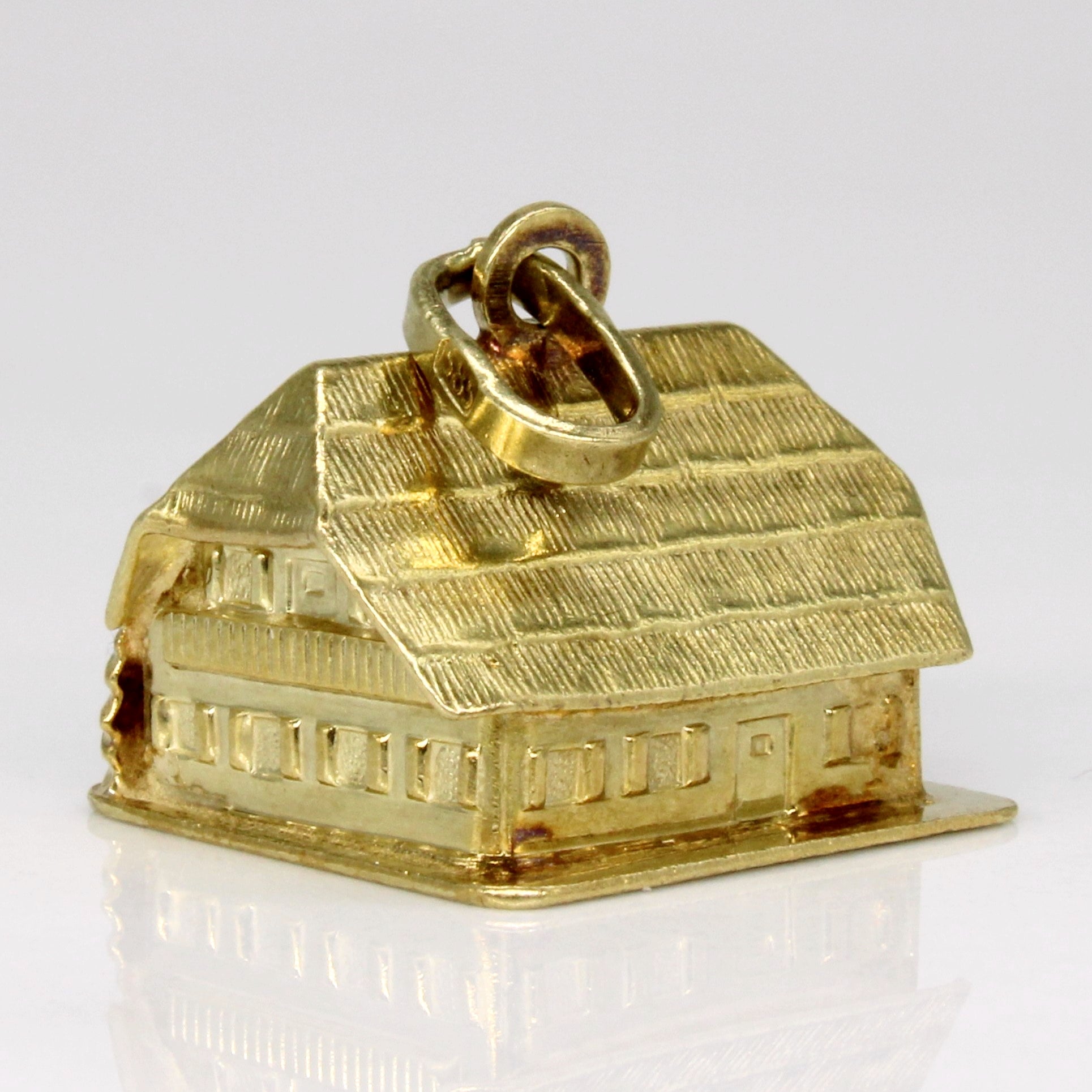 14k Yellow Gold House Pendant