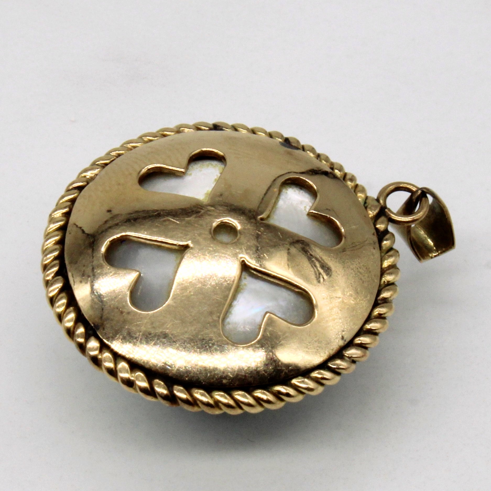Mabé Pearl Pendant