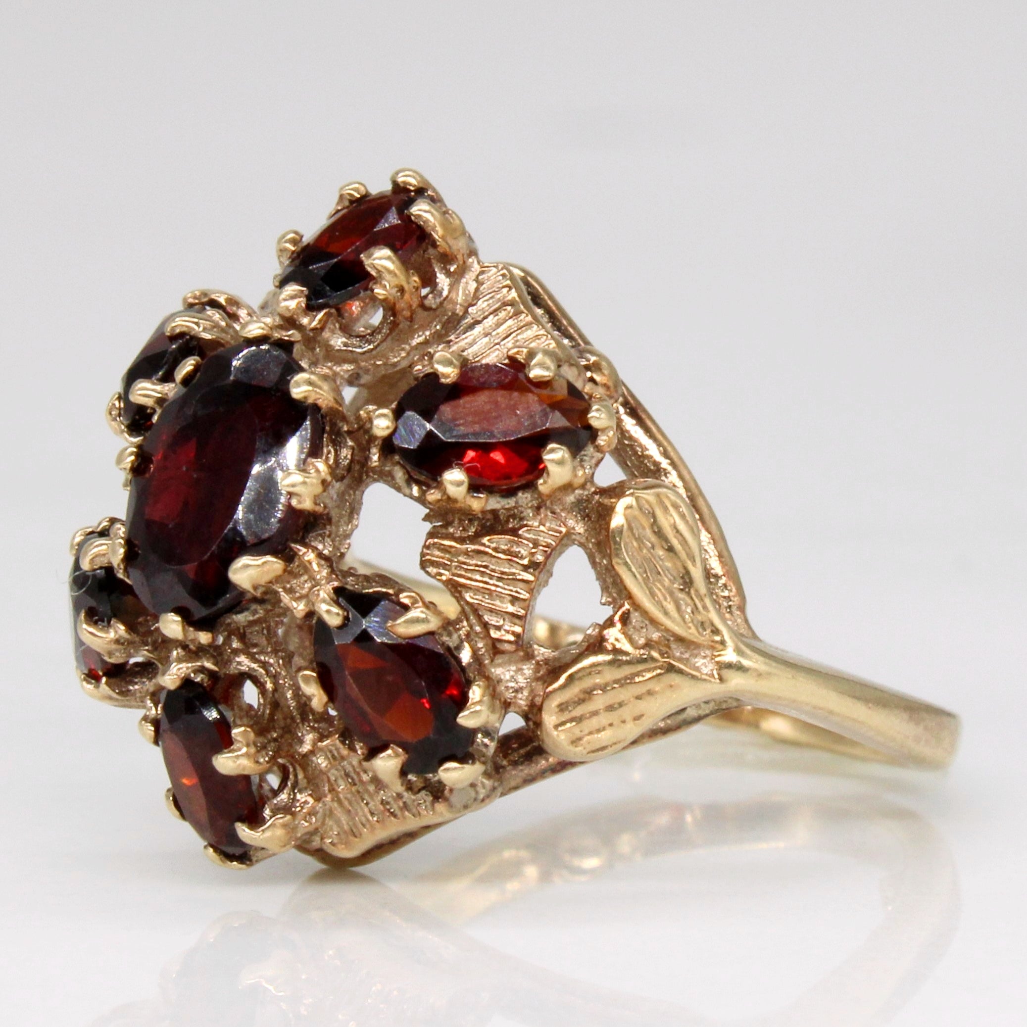 Garnet Cocktail Ring | 2.00ctw | SZ 3.75 |