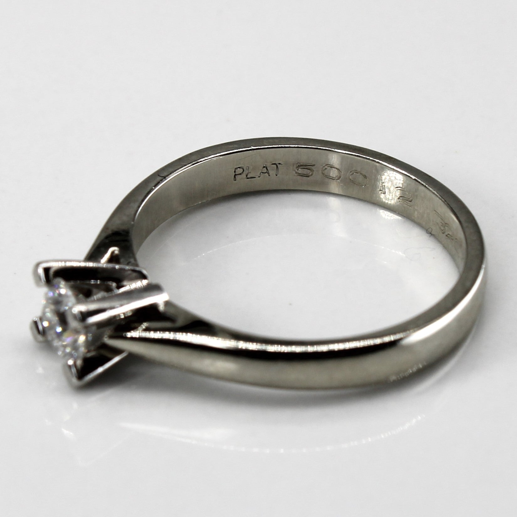 Solitaire Diamond Platinum and 18k White Gold Ring | 0.32ct | SZ 6.5 |