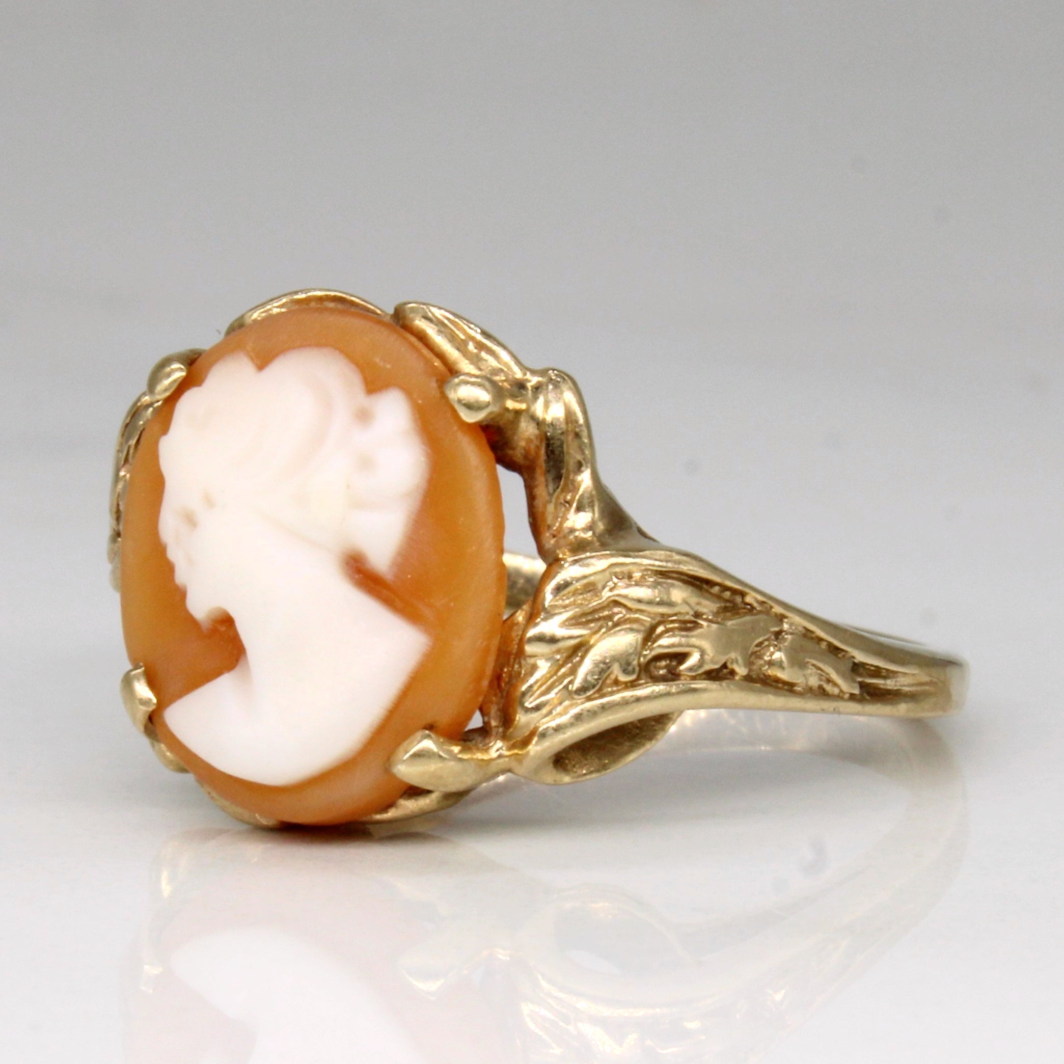 Seashell Cameo Ring | 2.00ct | SZ 6 |