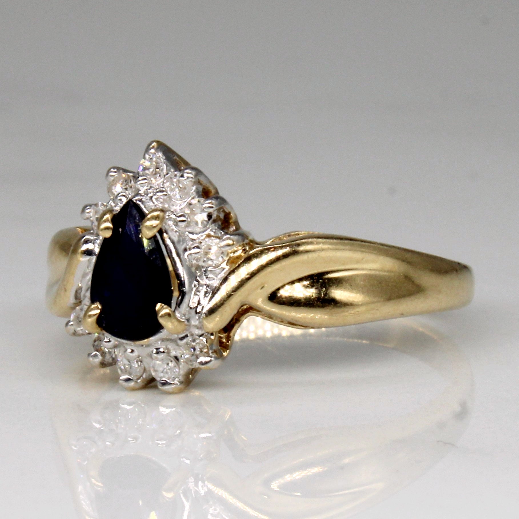 Sapphire & Diamond Halo Set Ring | 0.43ct, 0.05ctw | SZ 6 |