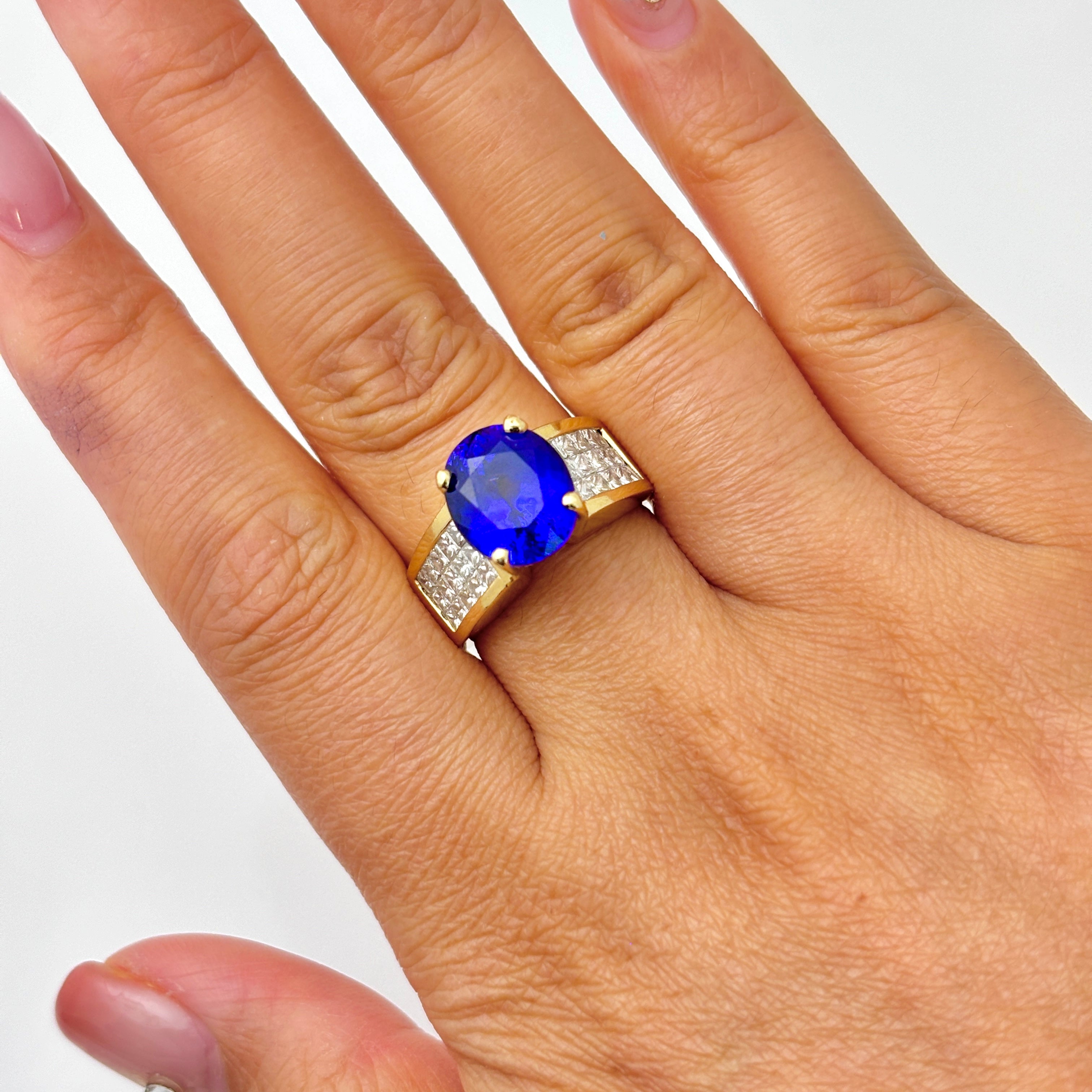 18k Yellow Gold Tanzanite and Diamond Ring | 5.47ct, 1.22ctw | SZ 7.5
