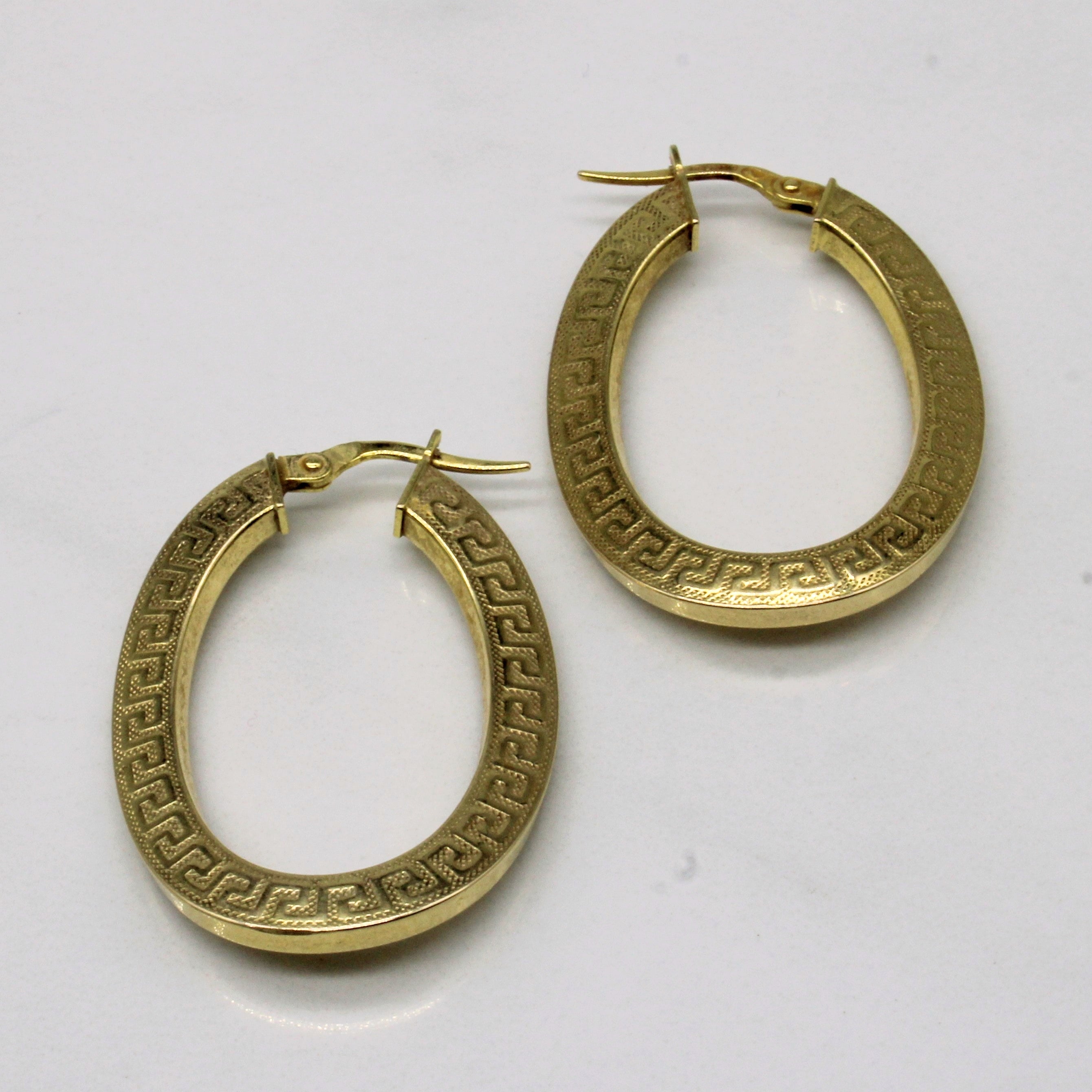 10k Yellow Gold Oval Hoop Earrings