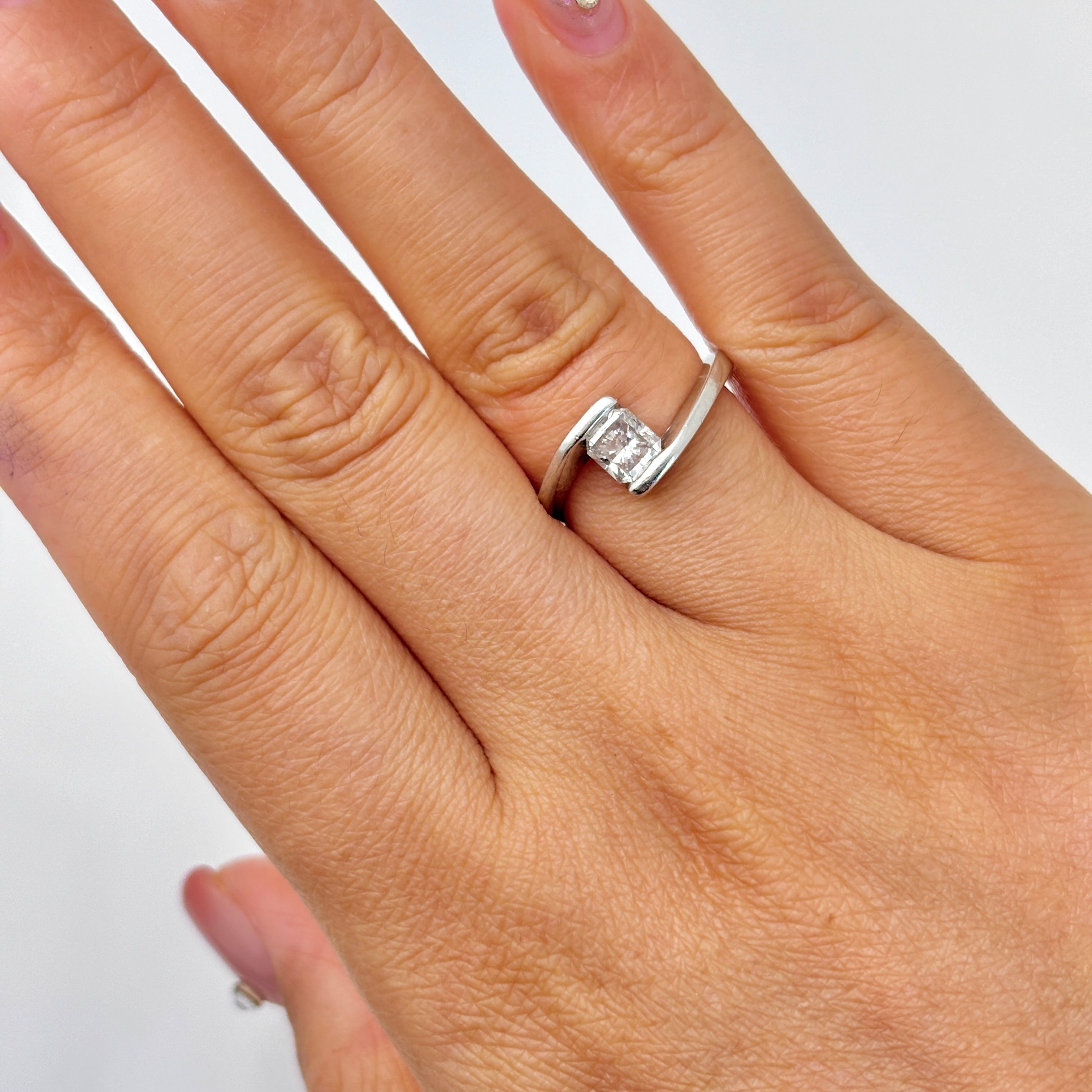 14k White Gold Diamond Engagement Ring | 0.58ct | SZ 6.75