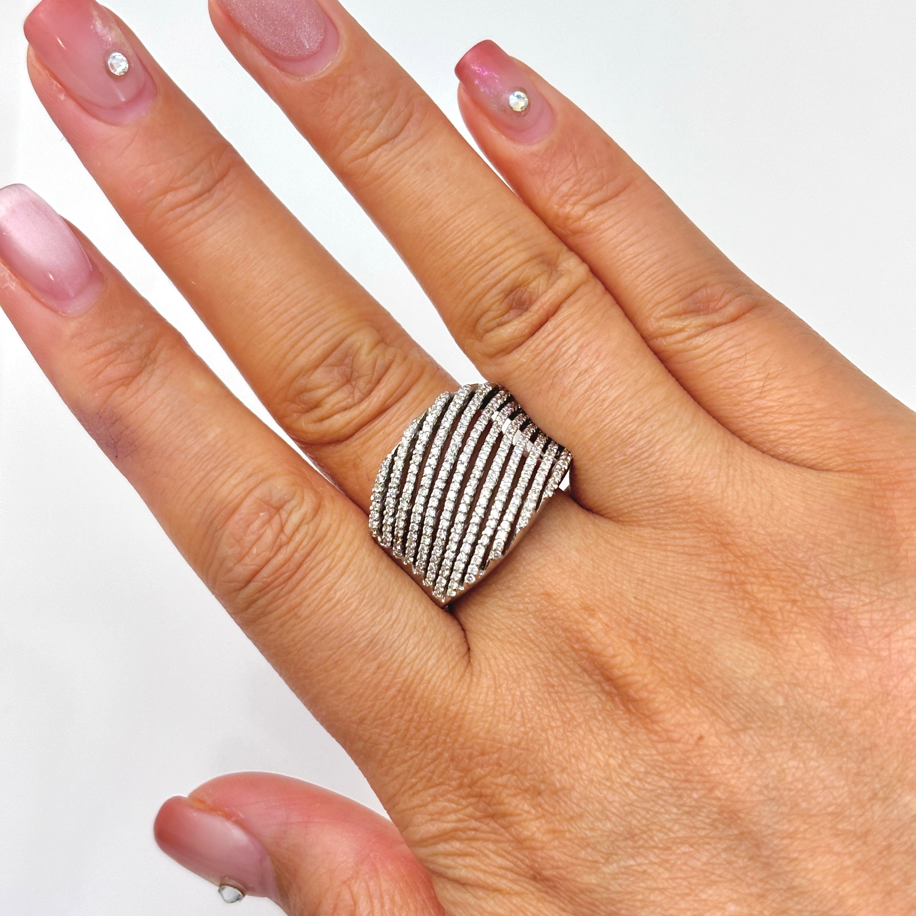 18k White Gold Wave Design Diamond Ring | 1.29ctw | SZ 10