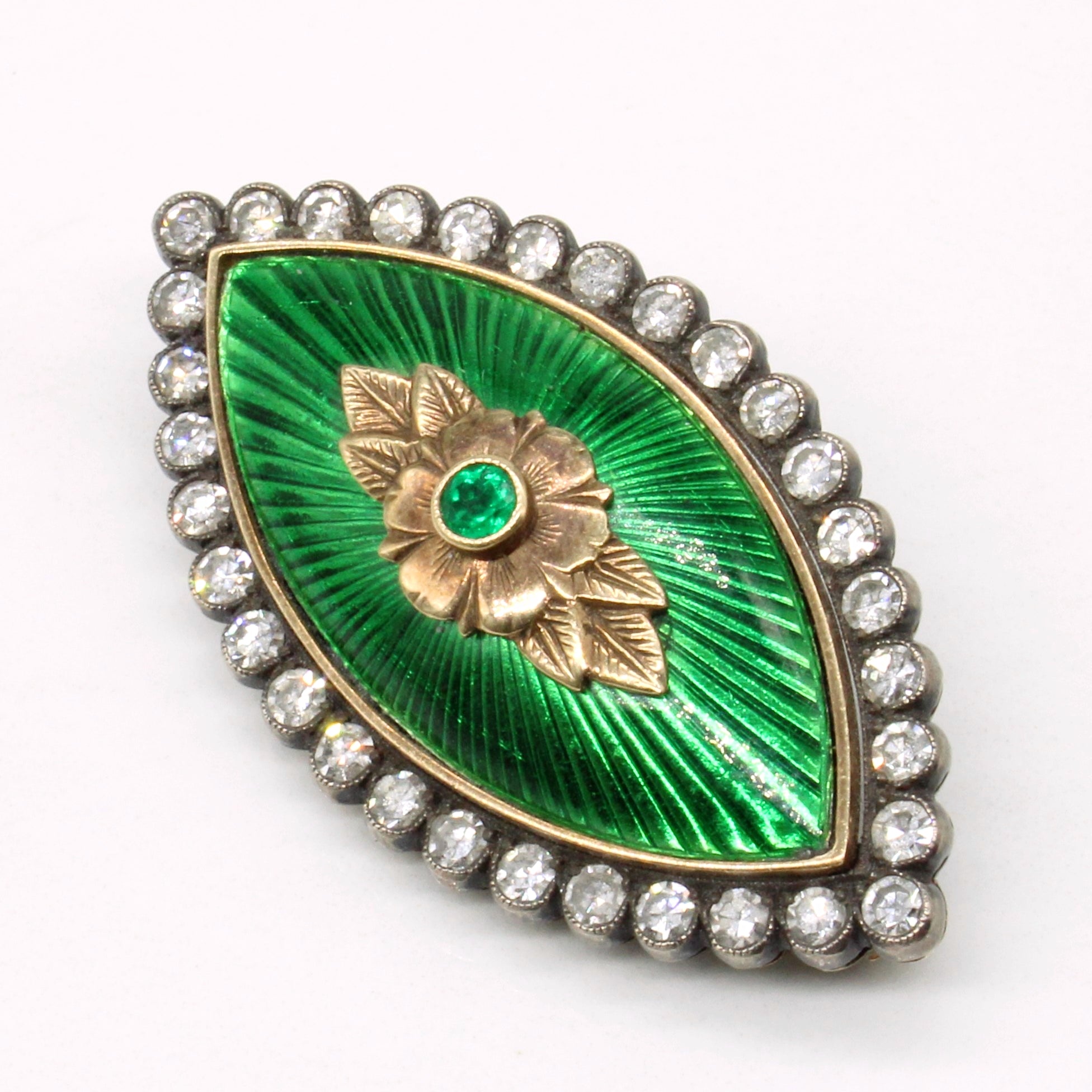 Diamond & Emerald Brooch | 1.05ctw, 0.09ct |