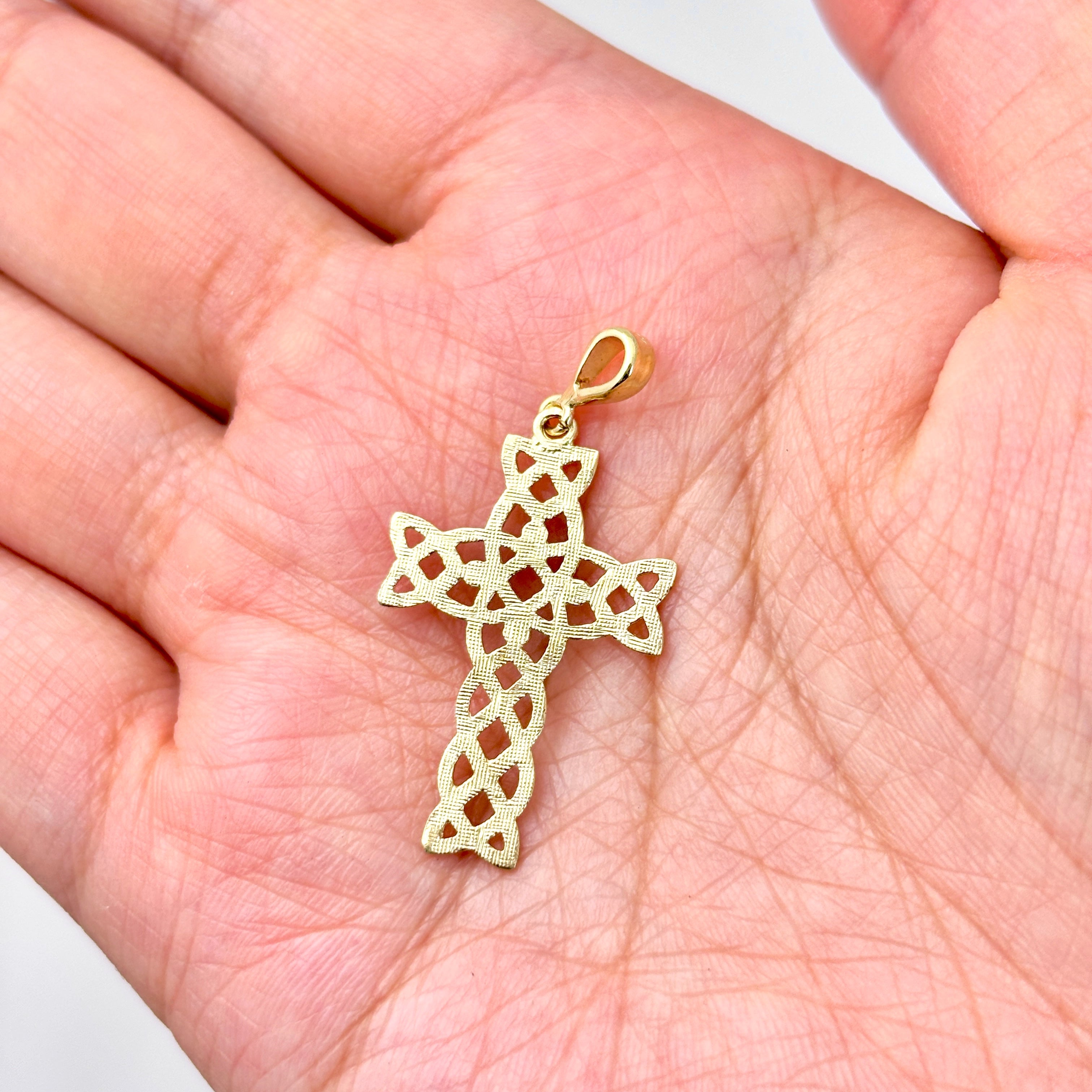 10k Yellow Gold Cross Pendant | SZ 30x20mm