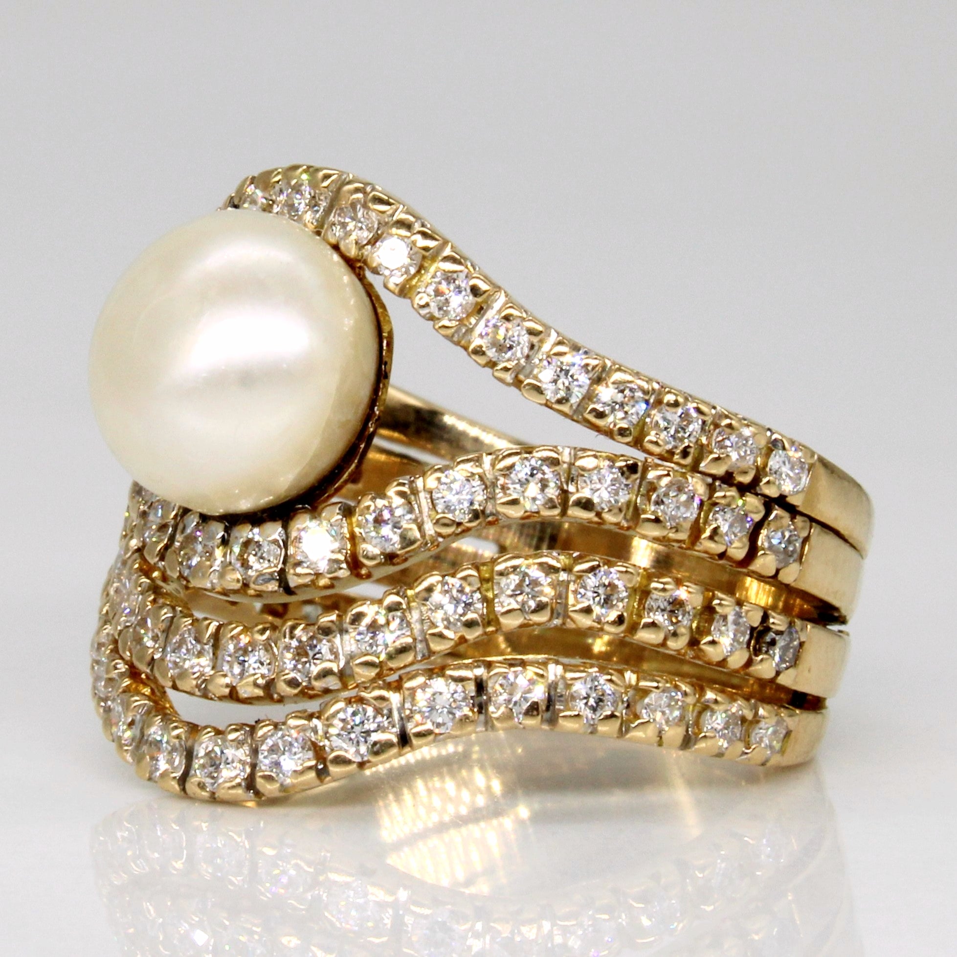Pearl & Diamond Cocktail Ring | 0.75ctw | SZ 6 |