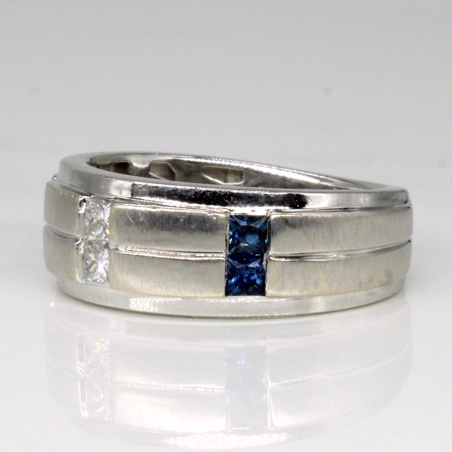 Vera Wang' Sapphire & Diamond Ring | 0.28ctw, 0.12ctw | SZ 6.25 |