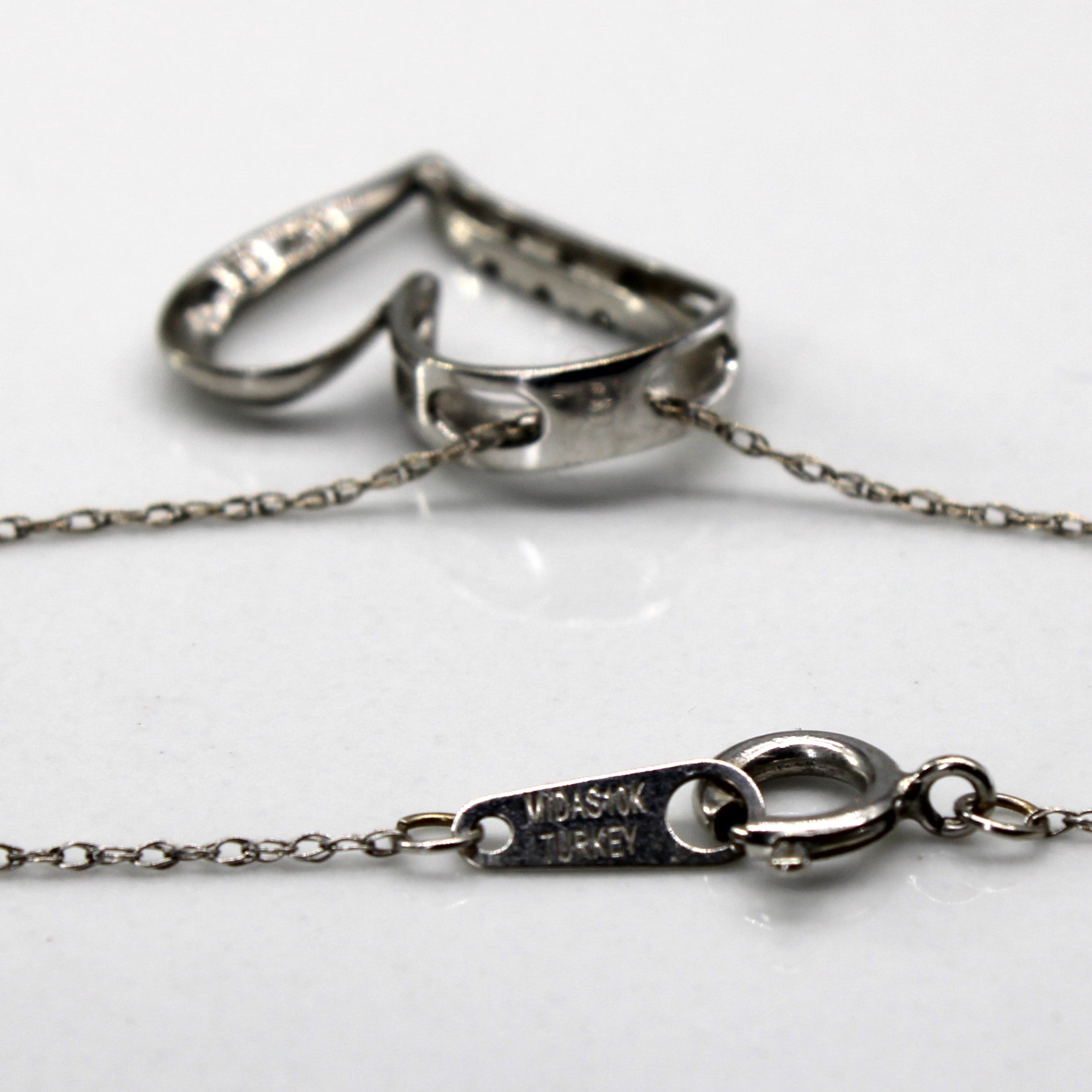 Collier pendentif cœur en diamant | 0,03 ct | 48 cm |