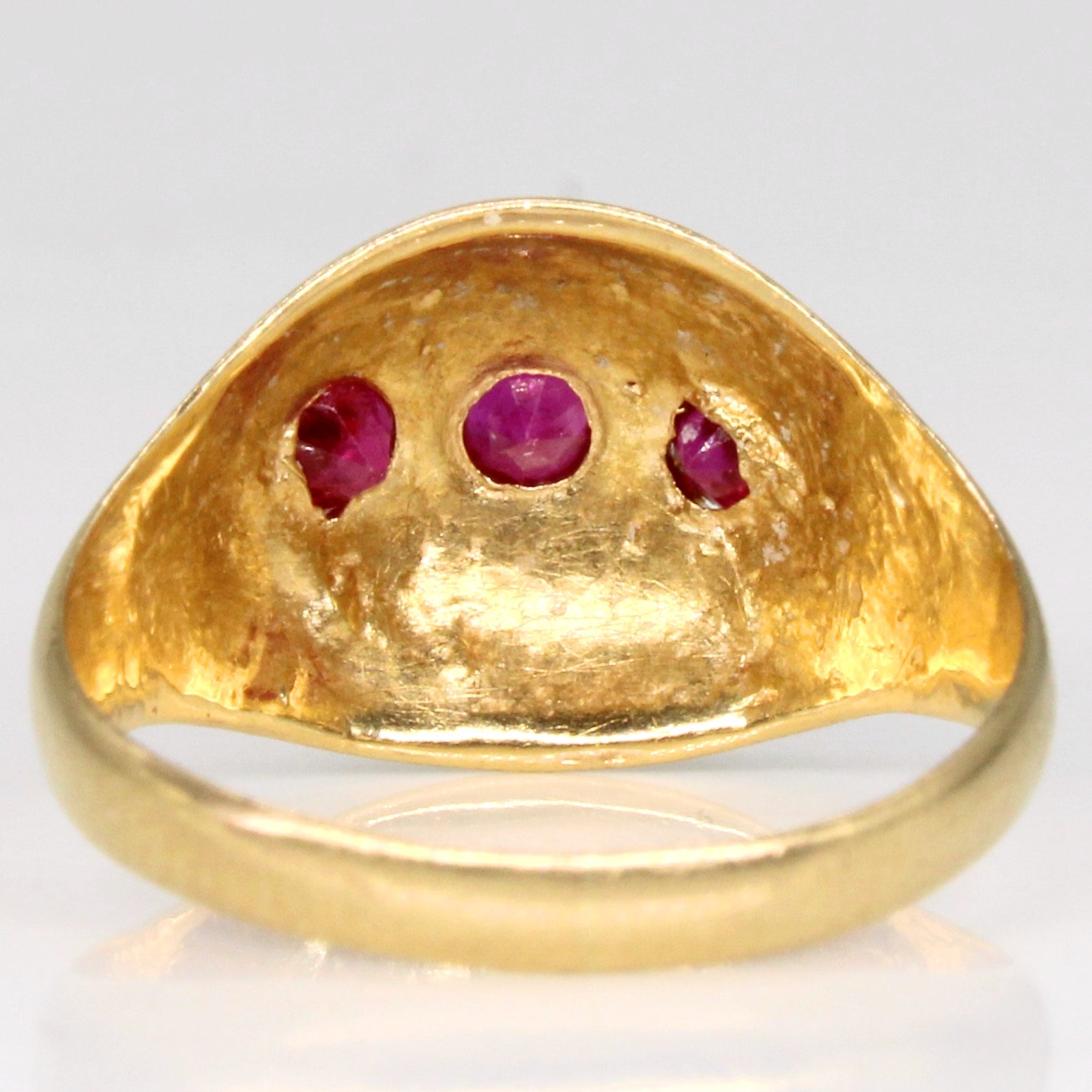 Synthetic Ruby Cocktail Ring | 0.25ctw | SZ 5.25 |
