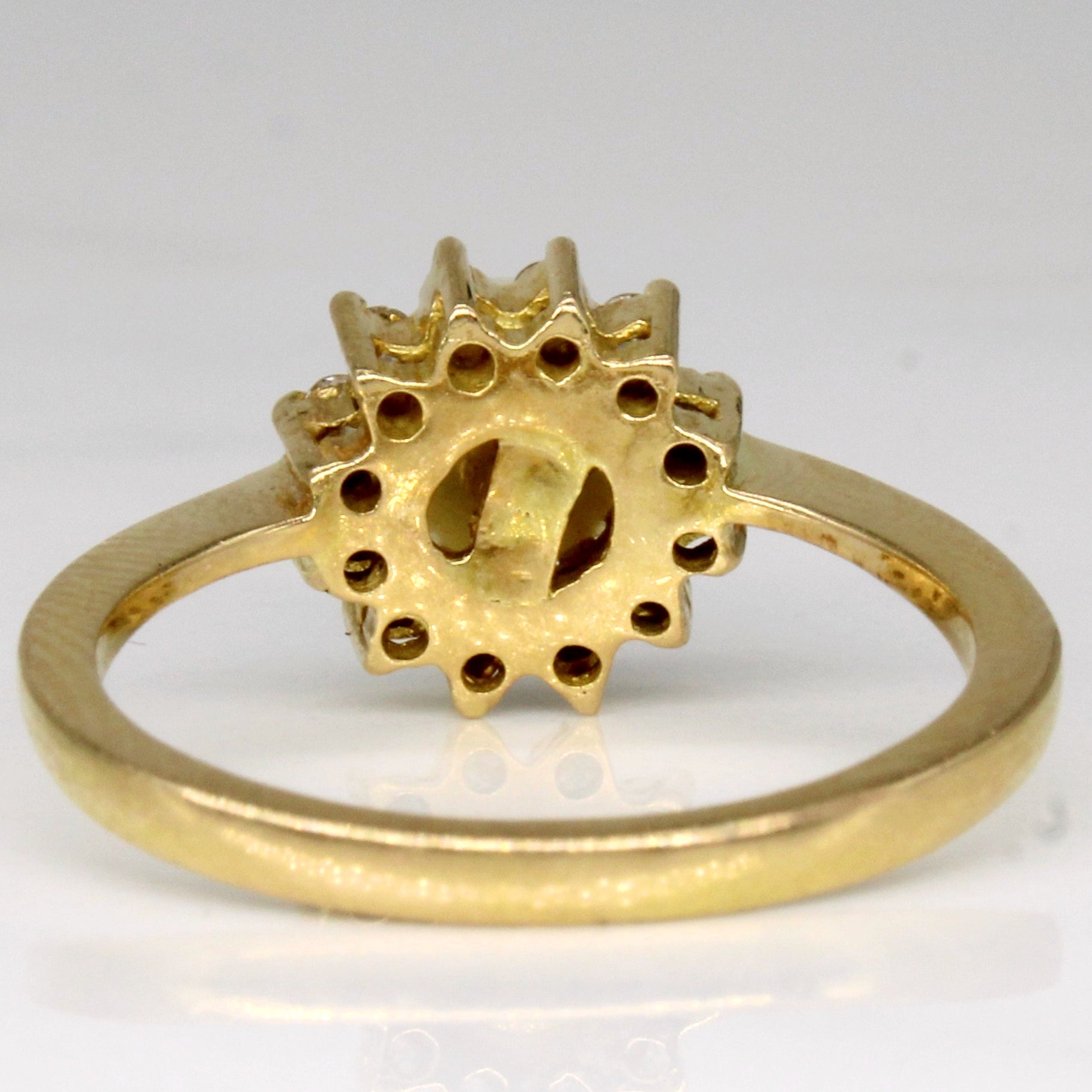 Pearl & Diamond Ring | 0.12ctw | SZ 7.25 |