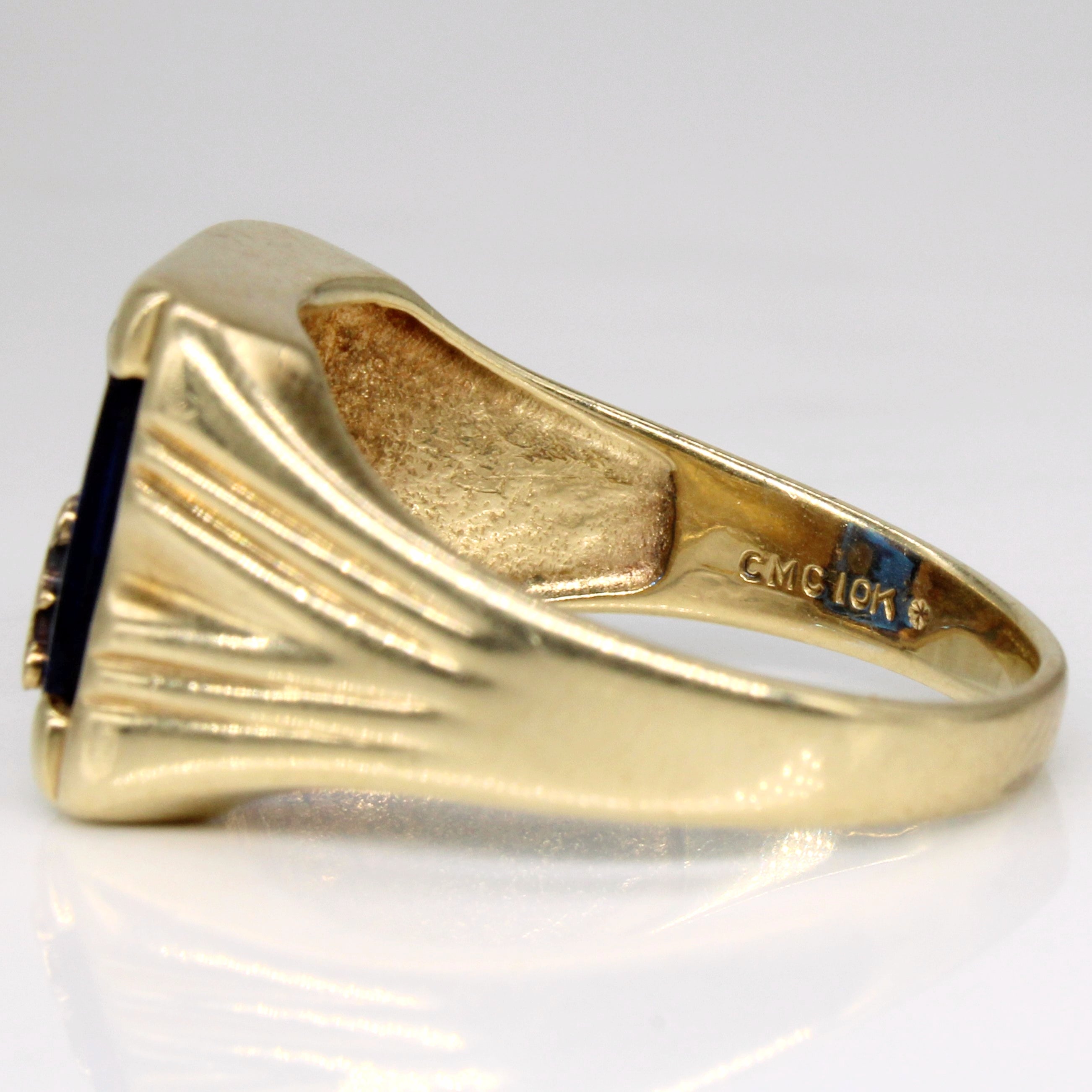 Bague initiale « K » en spinelle synthétique et diamant | 3,00 ct, 0,01 ct | Taille 10 |
