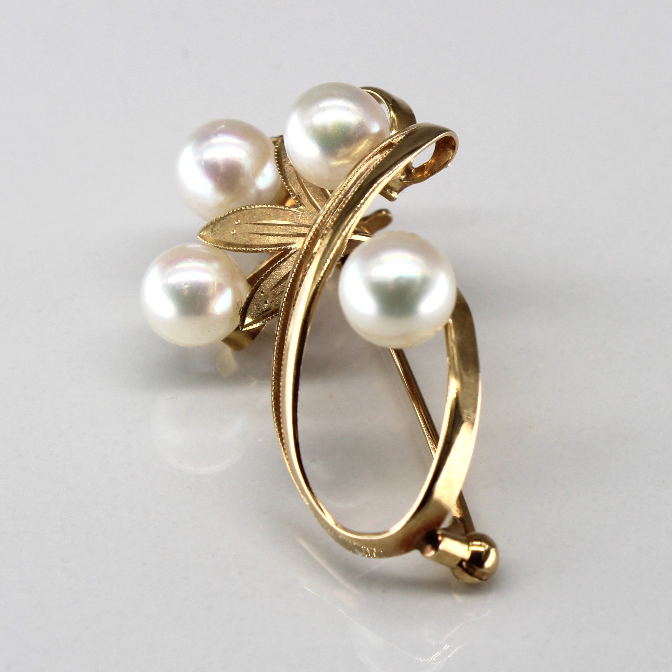Pearl Floral Gold Brooch