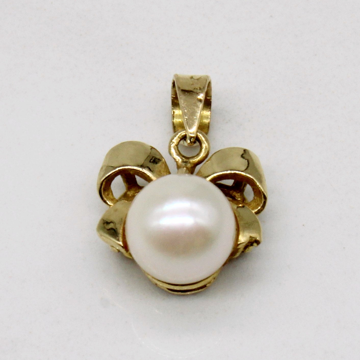 Pearl Bow Pendant