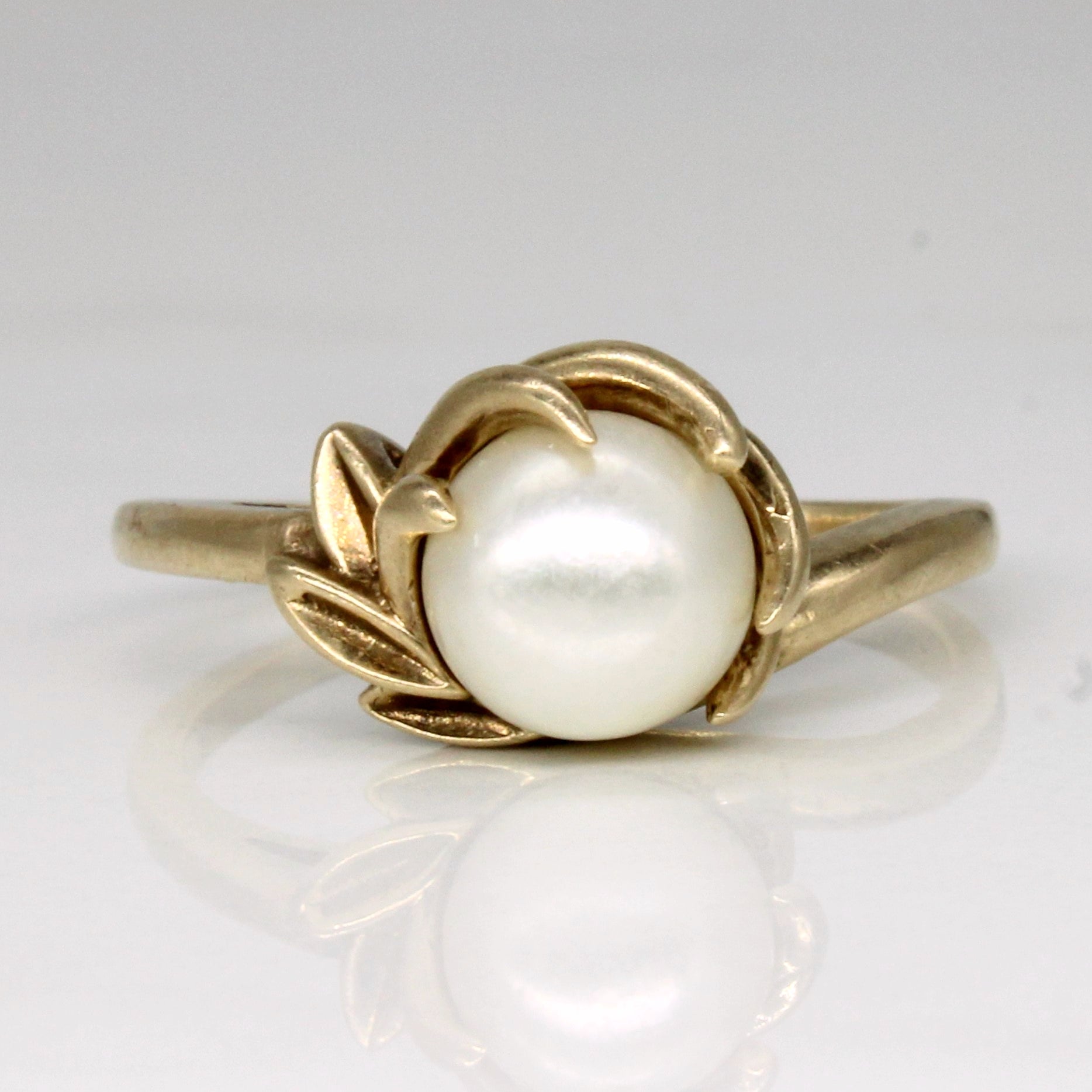 Pearl Cocktail Ring | SZ 8 |