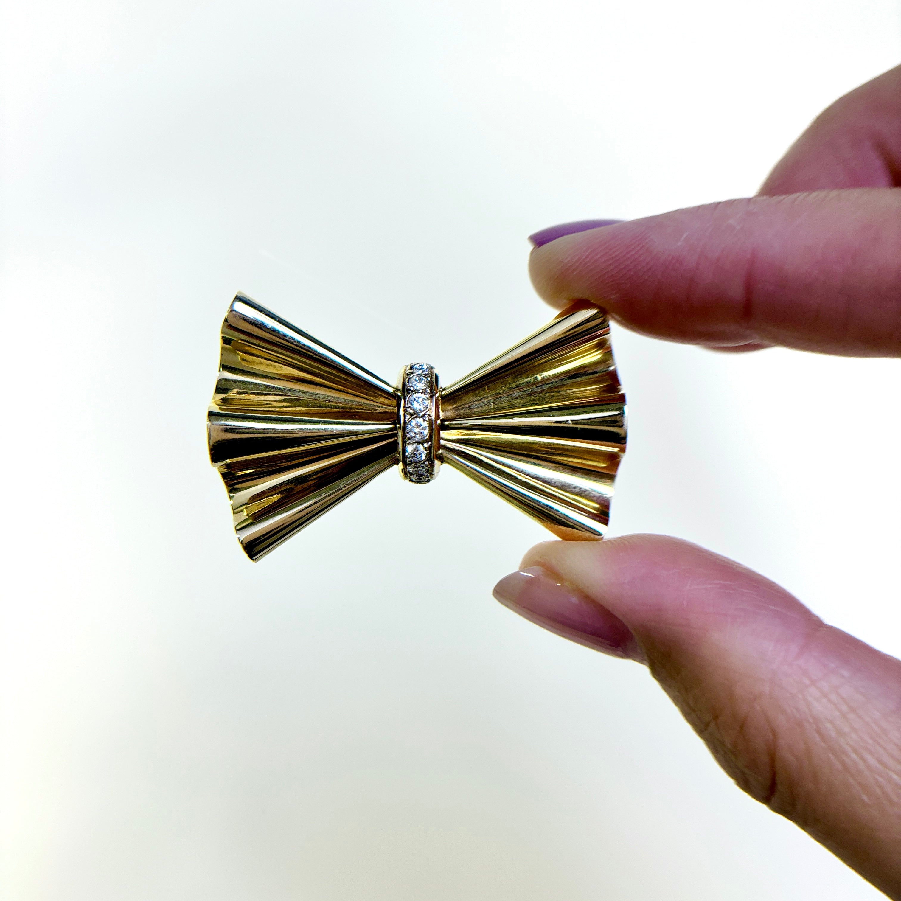 14k Yellow Gold Bow Design Diamond Brooch | 0.28ctw |