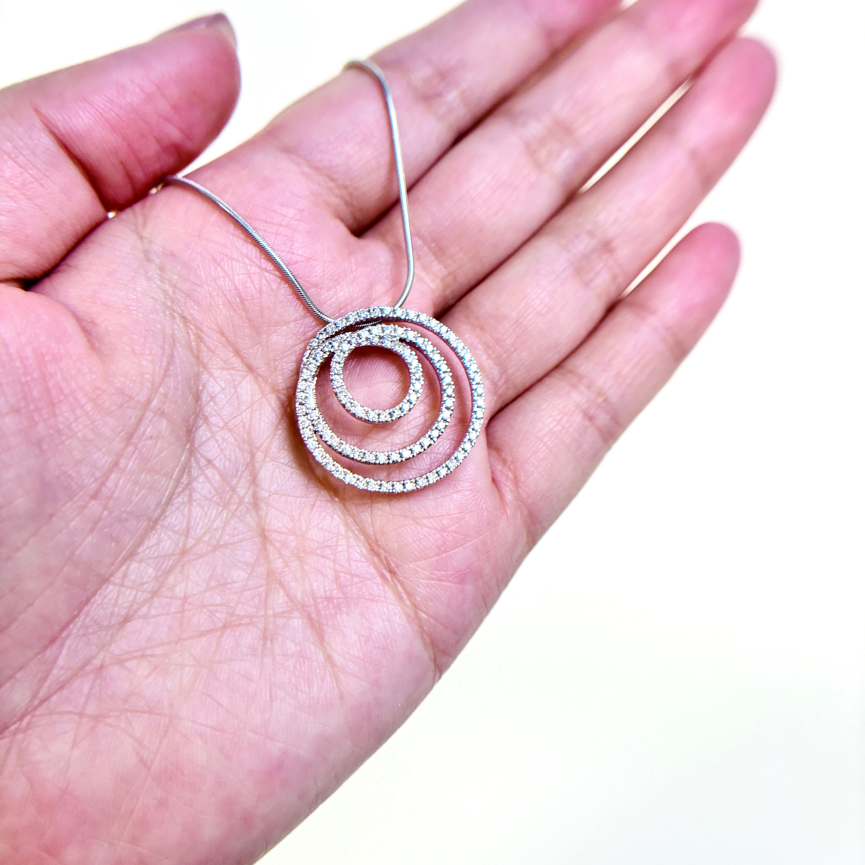 14k White Gold Diamond Necklace | 0.86ctw | 16"
