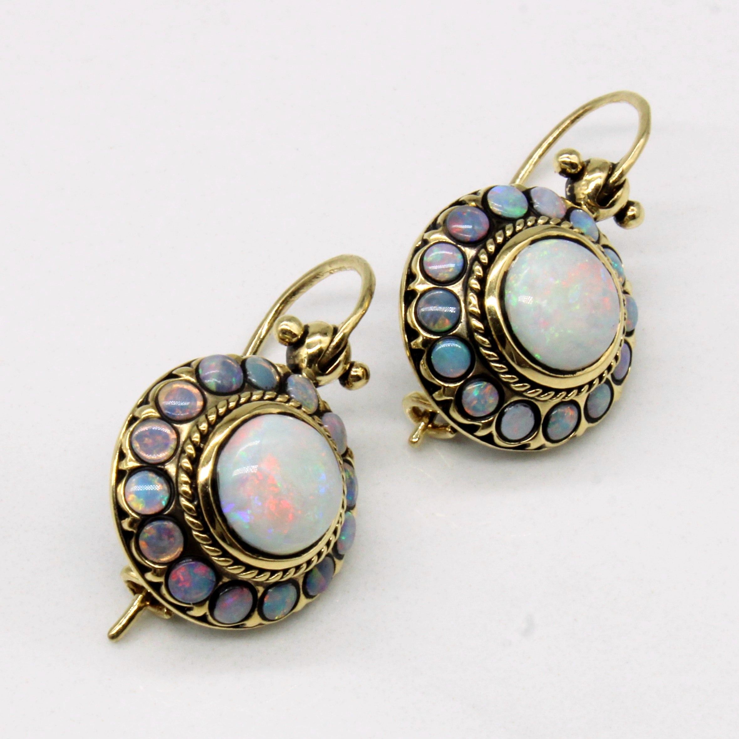 Boucles d'oreilles en opale ancienne | 2,50 ct |
