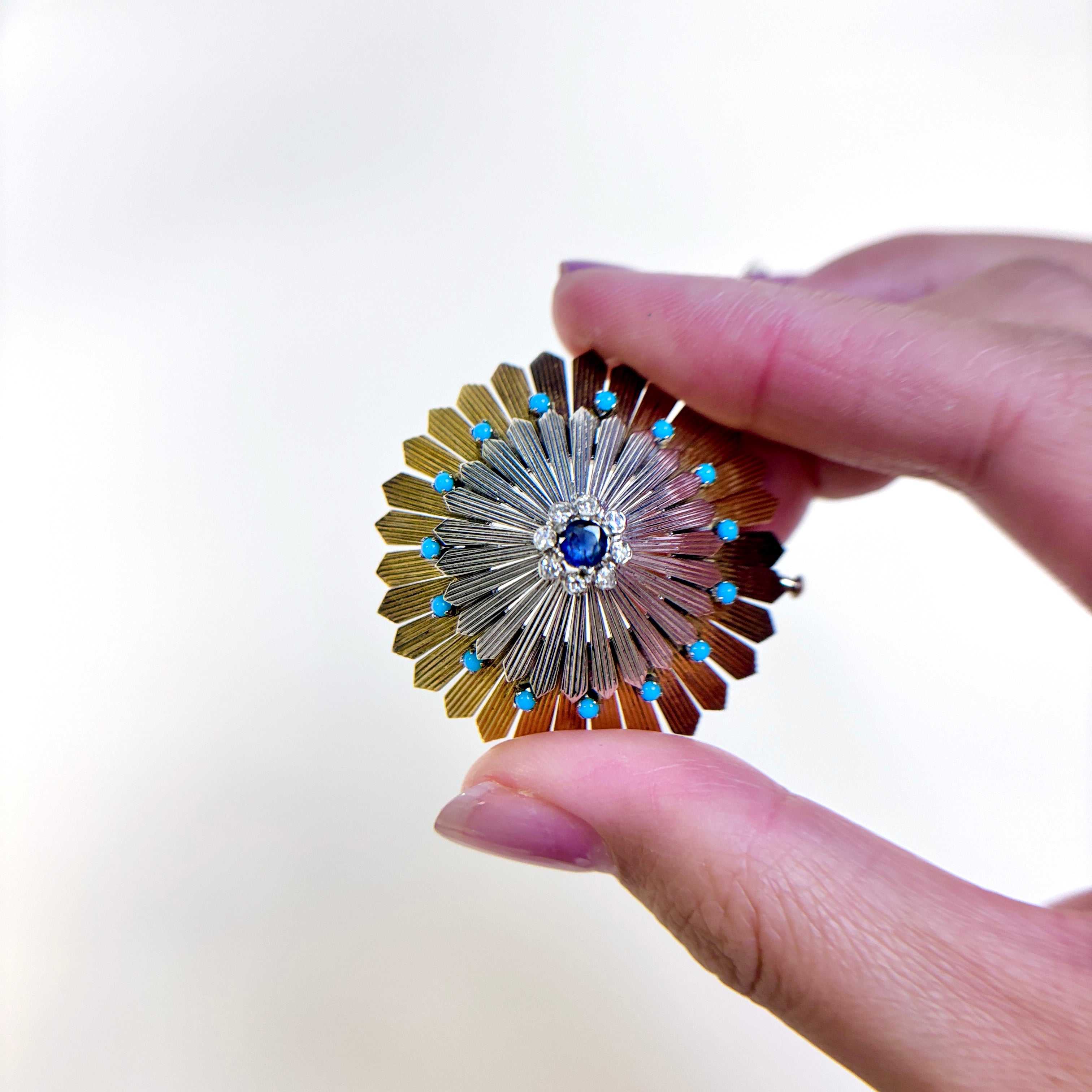 Two Tone Gold Floral Design Brooch | 0.40ct, 0.20ctw, 0.51ctw