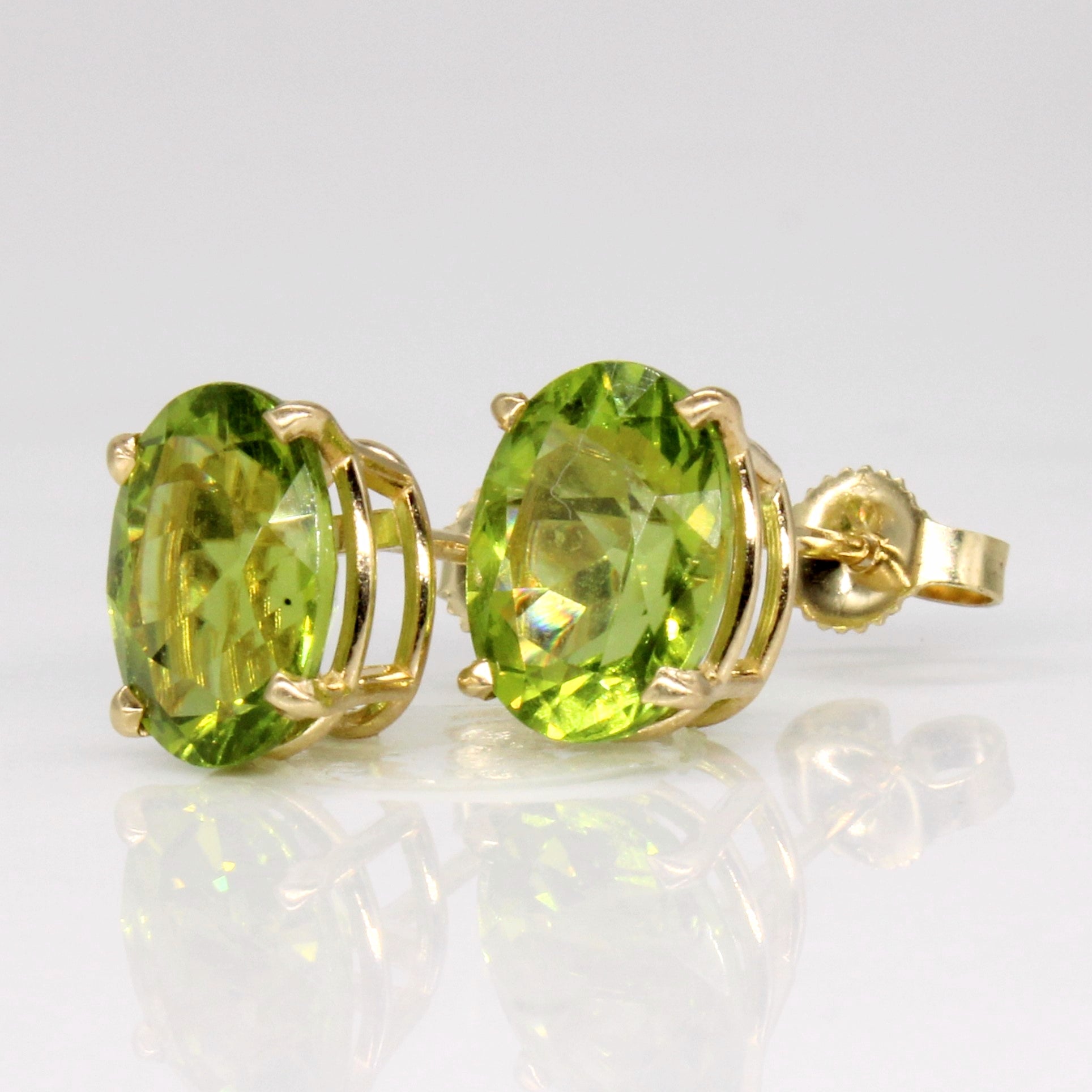 Boucles d'oreilles en péridot | 3,60 ct |