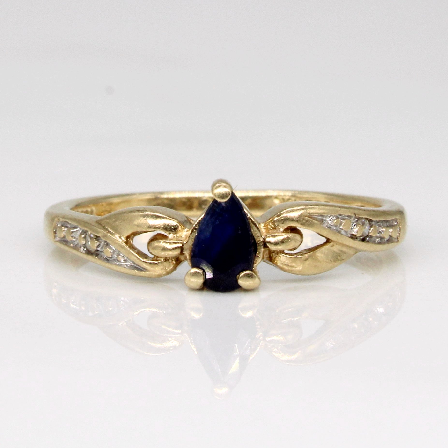 Sapphire & Diamond Ring | 0.18ct, 0.01ctw | SZ 4.5 |