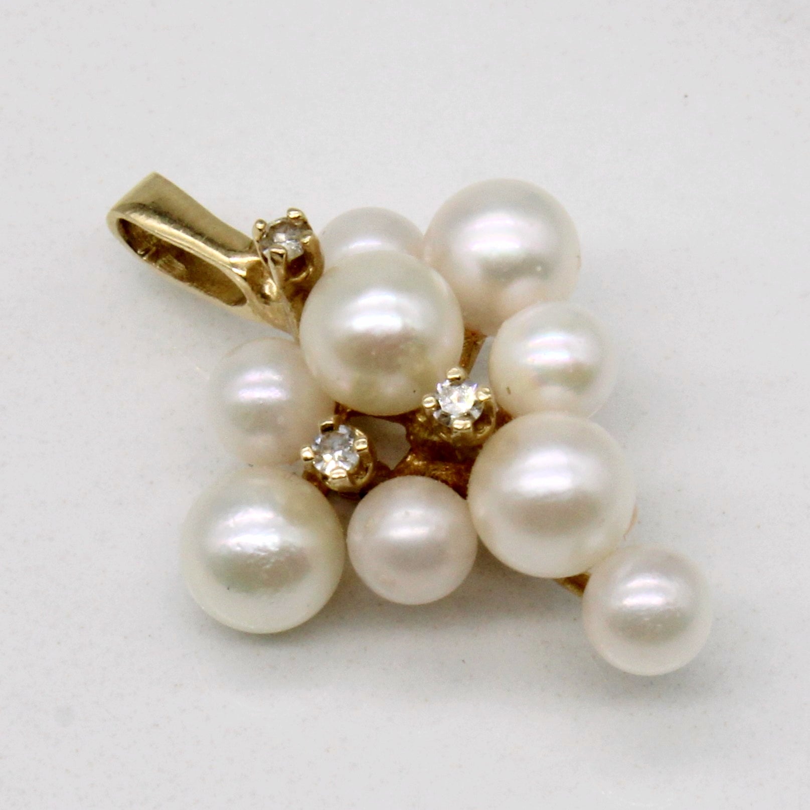 Pearl & Diamond Pendant | 0.02ctw |