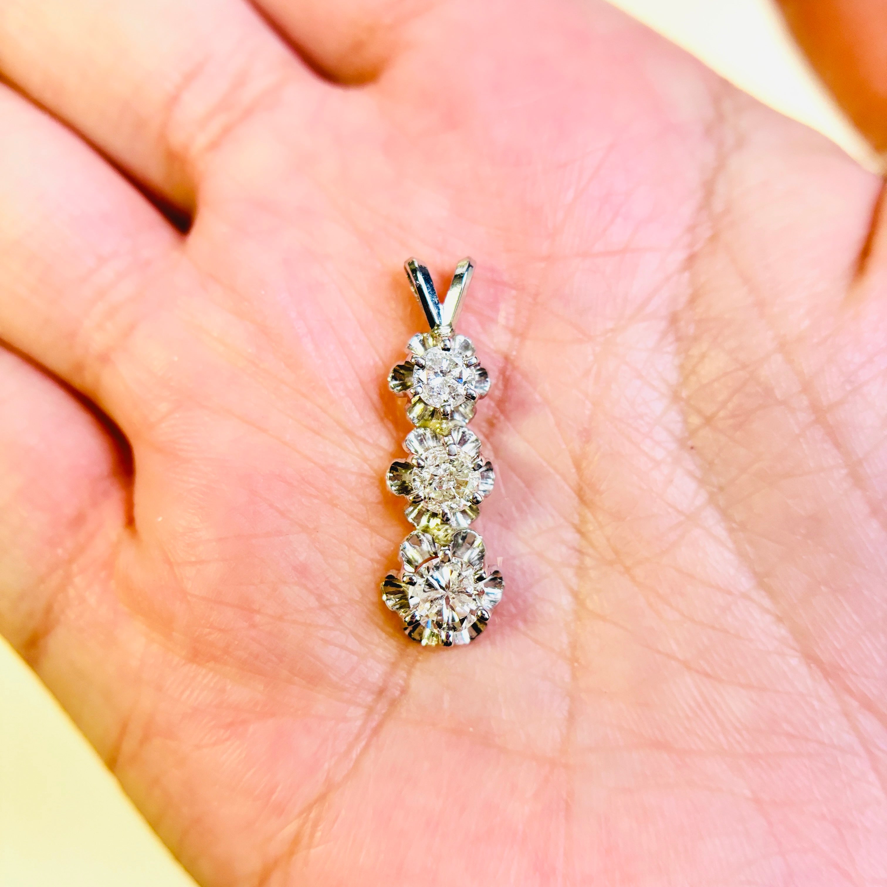 14K White Gold Three Stones Diamond Pendant | 1.23ctw