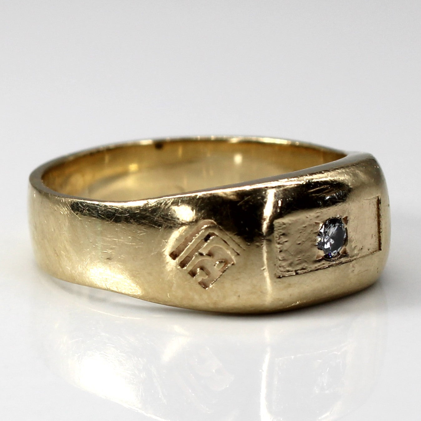 Flush Set Diamond Ring | 0.03ct |SZ 7 |