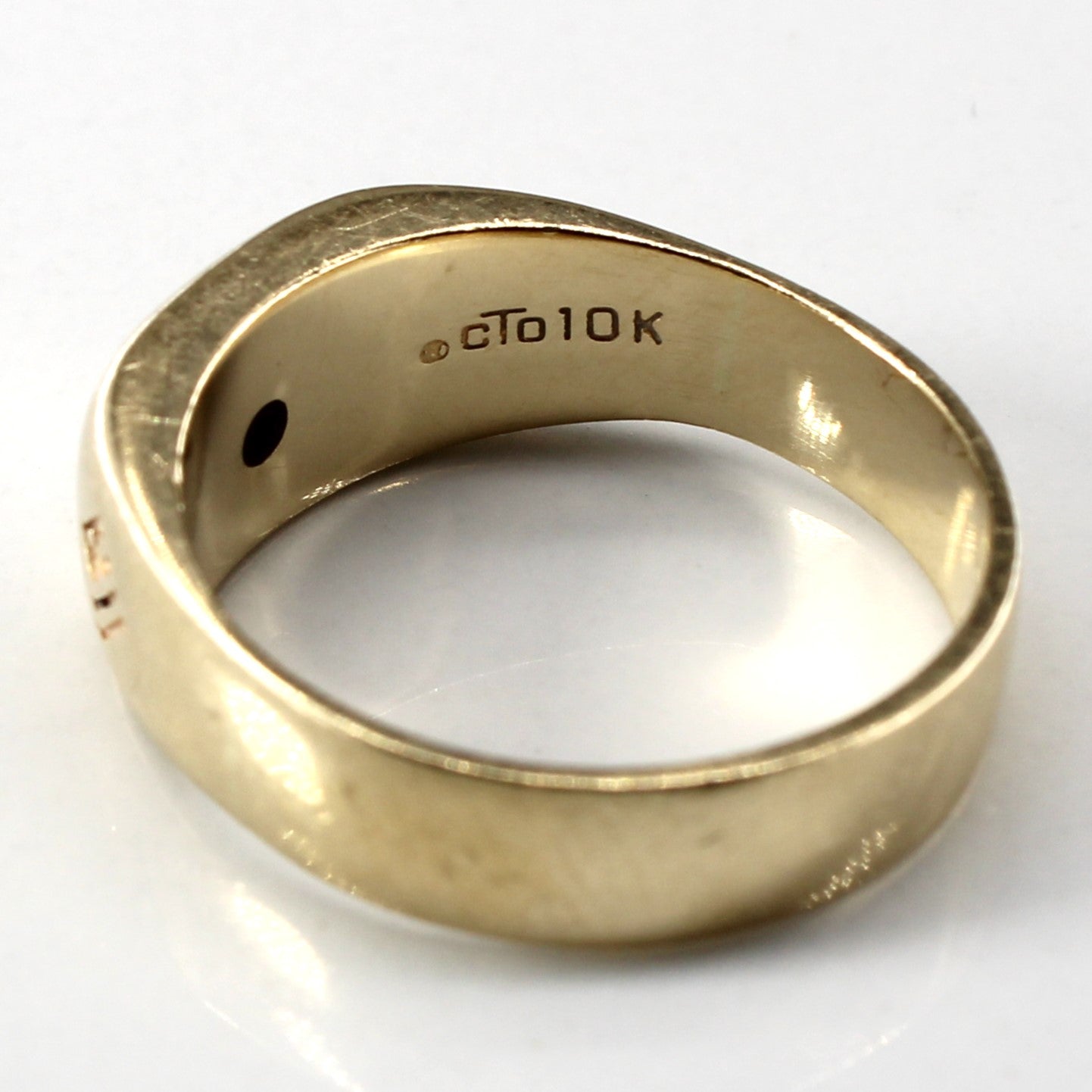 Flush Set Diamond Ring | 0.03ct |SZ 7 |