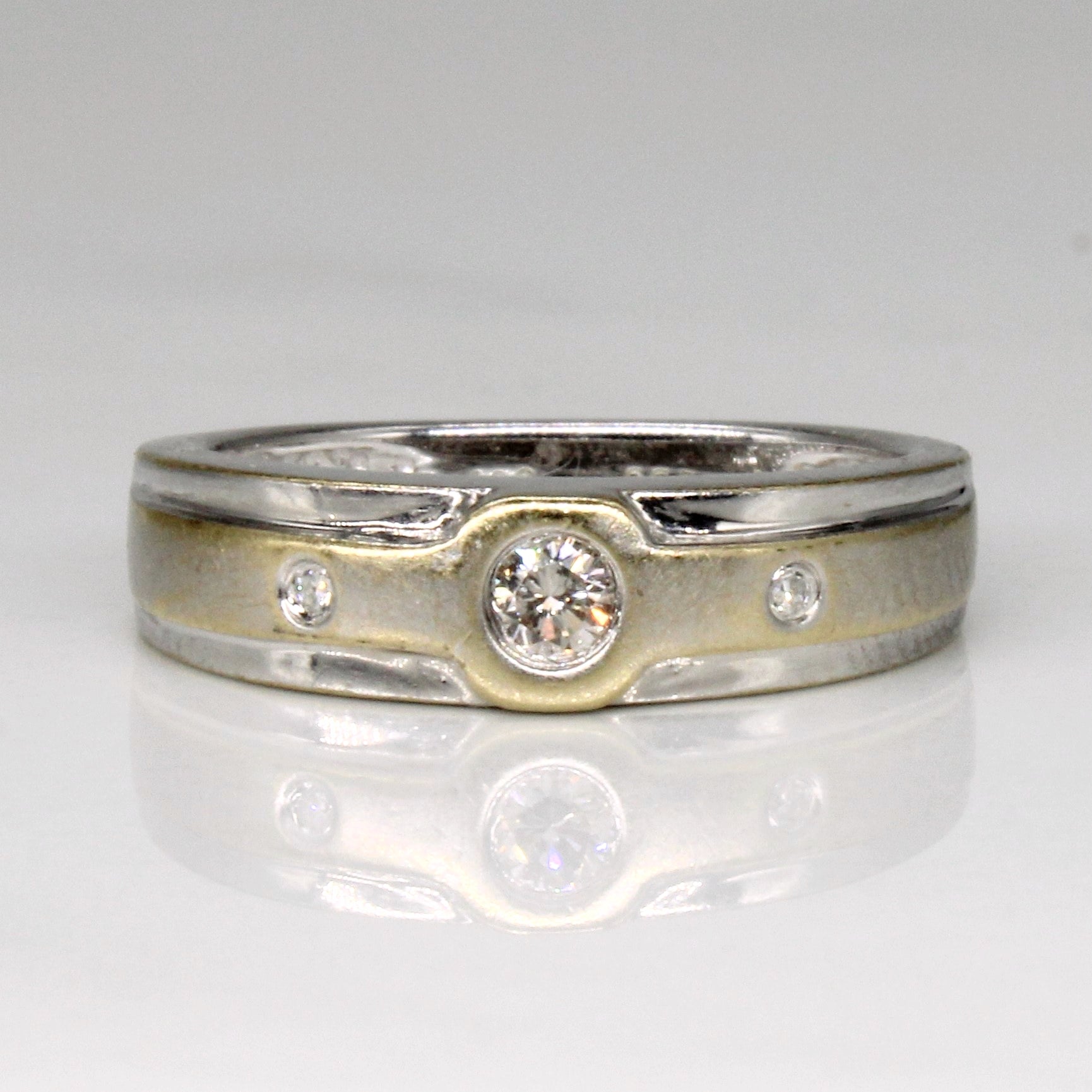 Diamond Three Stone Ring | 0.11ctw | SZ 4.5 |