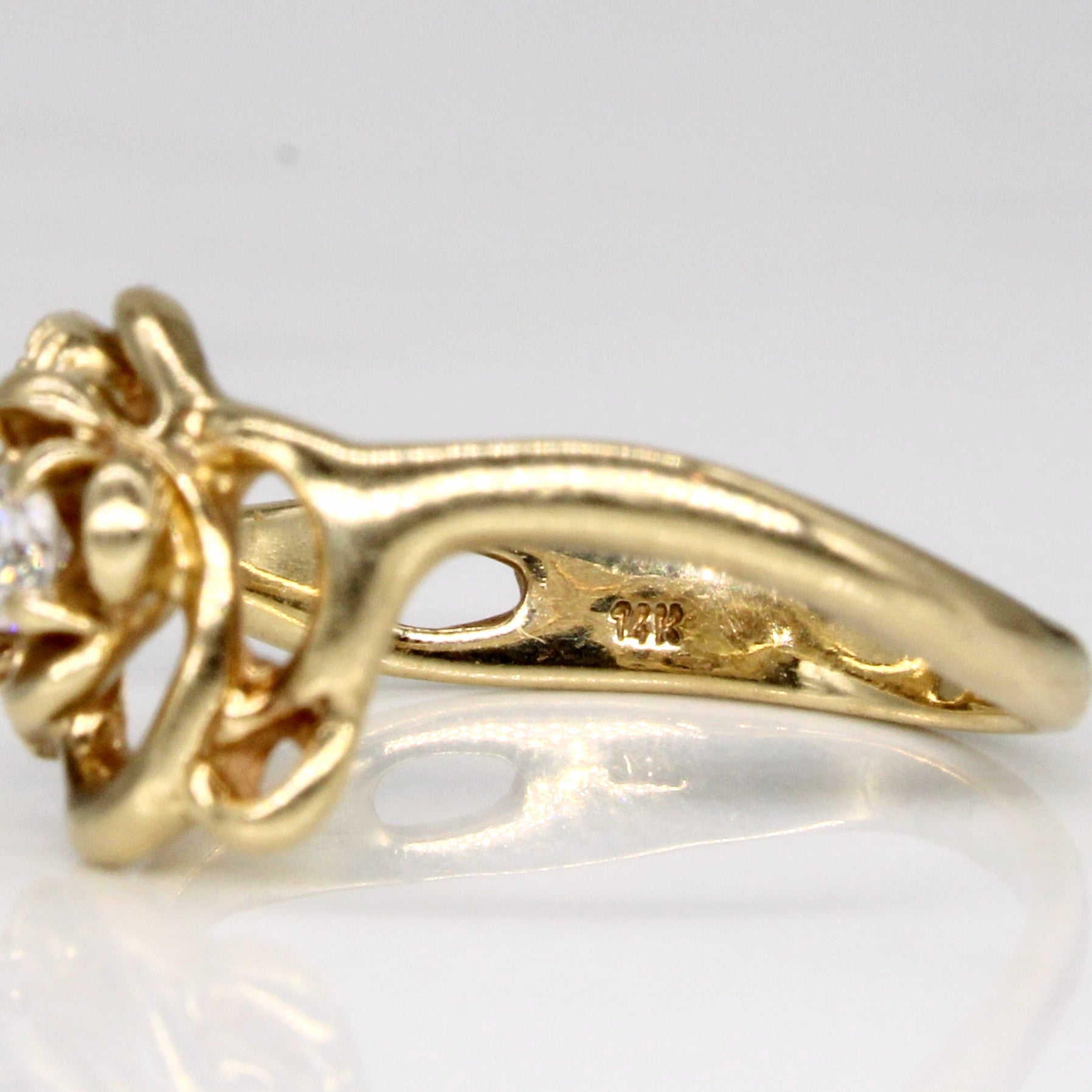 Diamond Flower Ring | 0.075ct | SZ 6.5 |