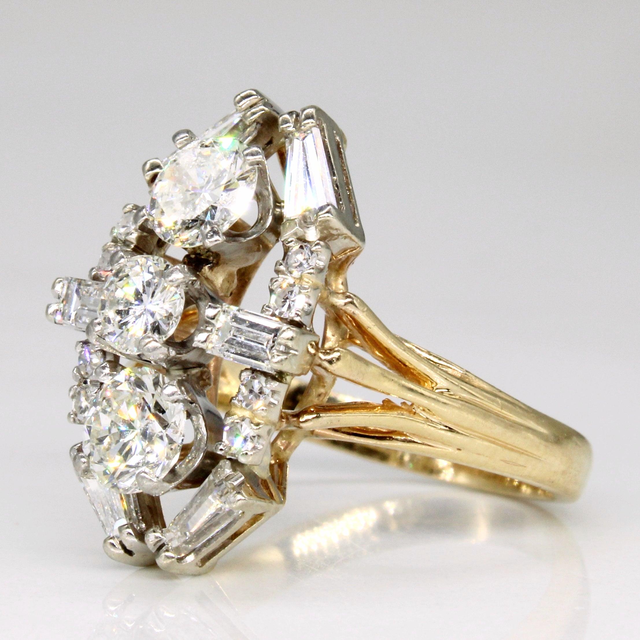 Diamond Cocktail Ring | 1.93ctw | SZ 6 |