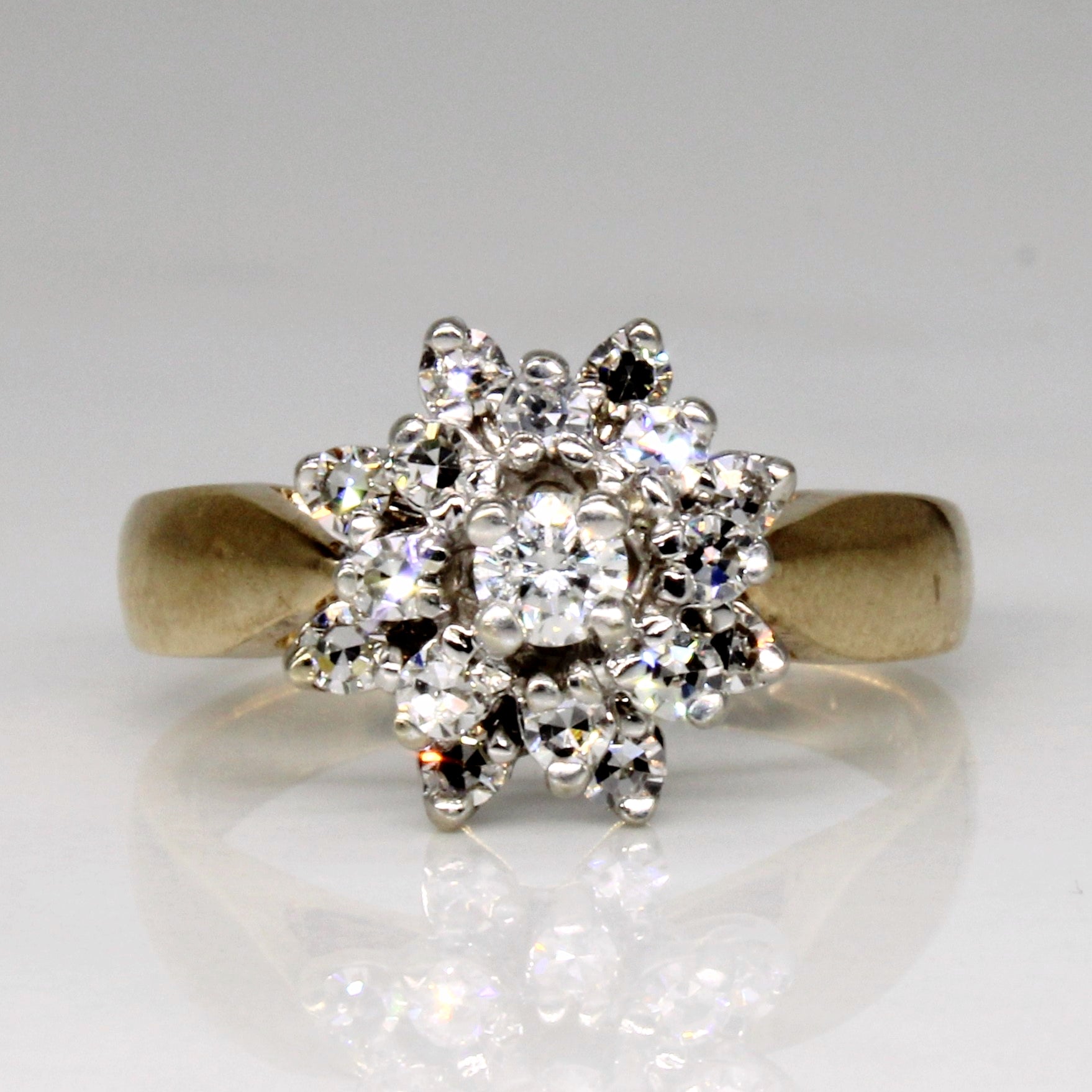 Bague sertie de diamants | 0,39 ct | Taille 6,25 |