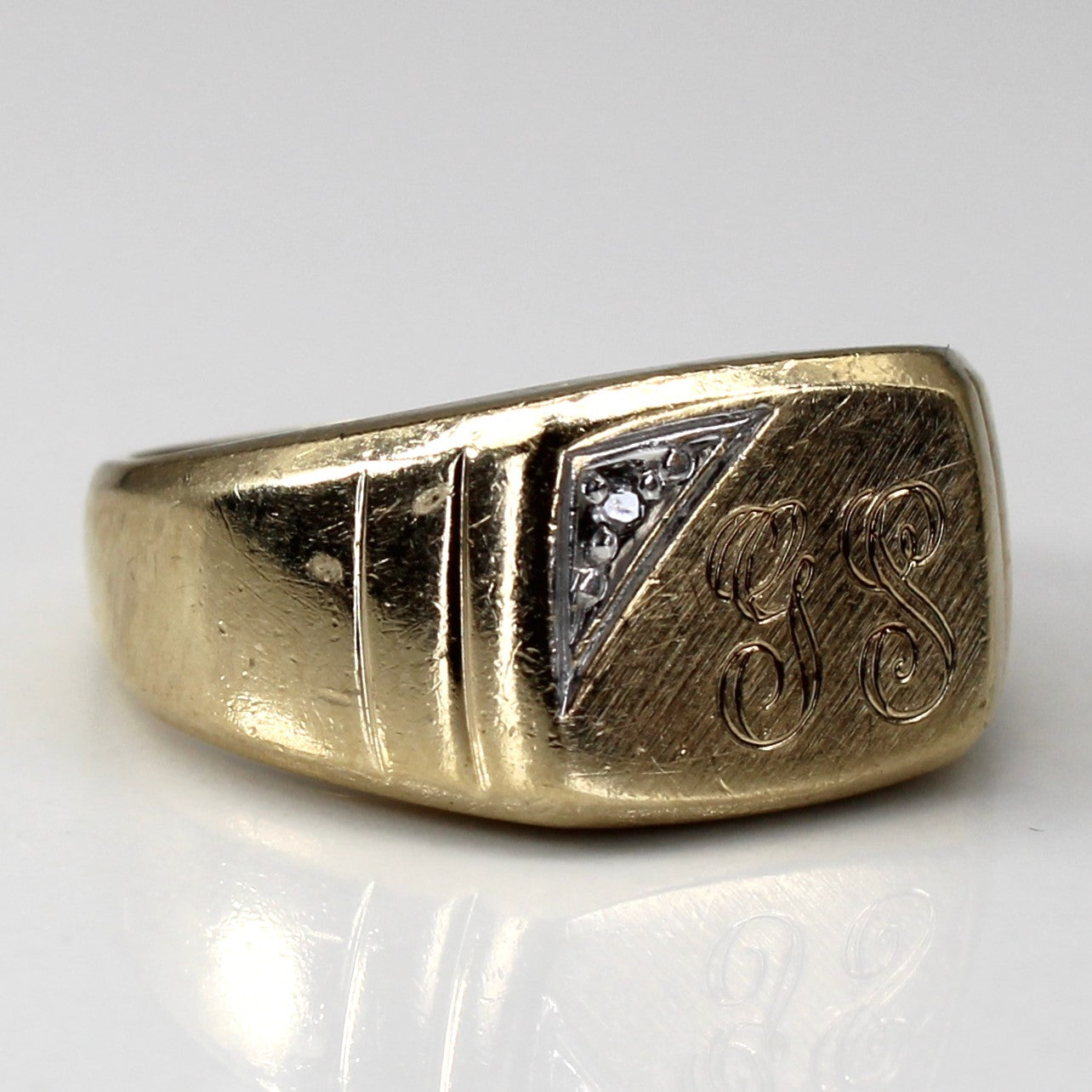 Diamond Signet Gold Ring | 0.01ct | SZ 5.5 |