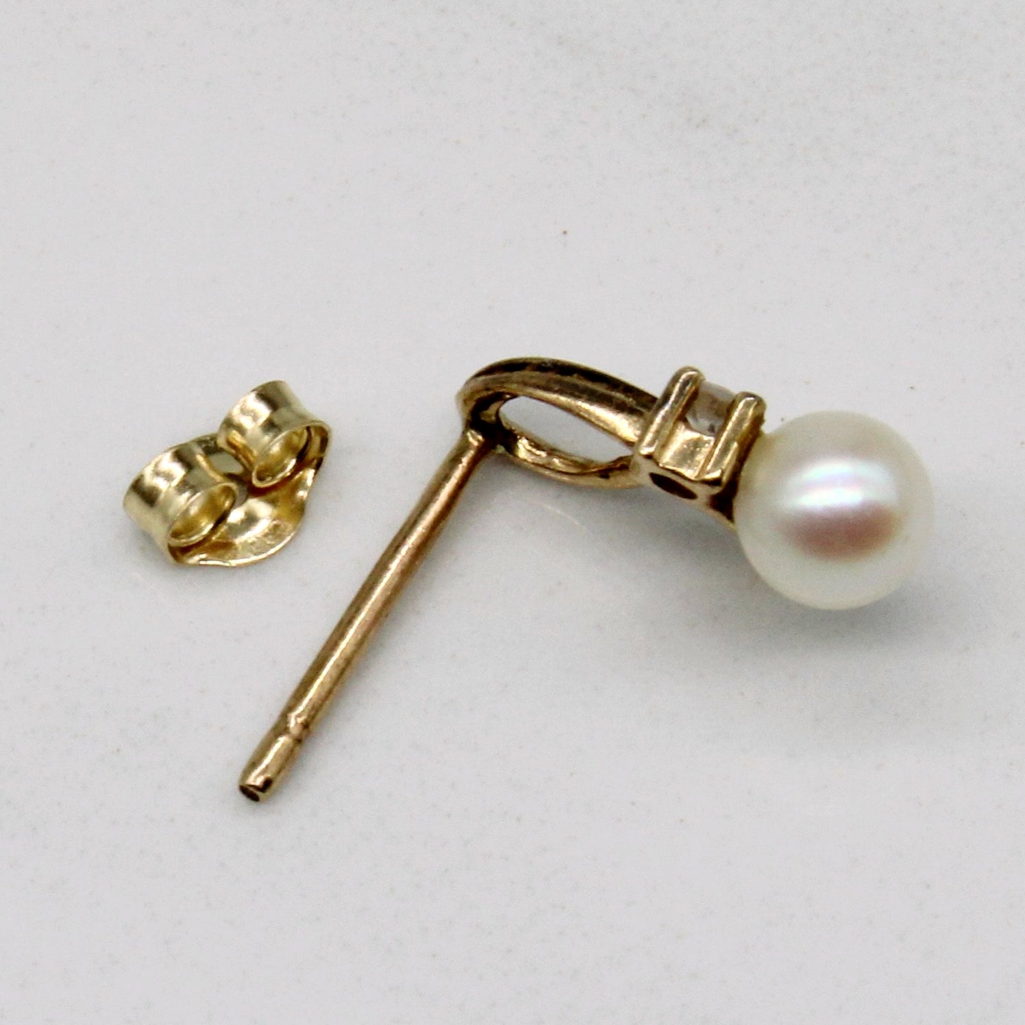 Pearl & Diamond Earrings | 0.02ctw |