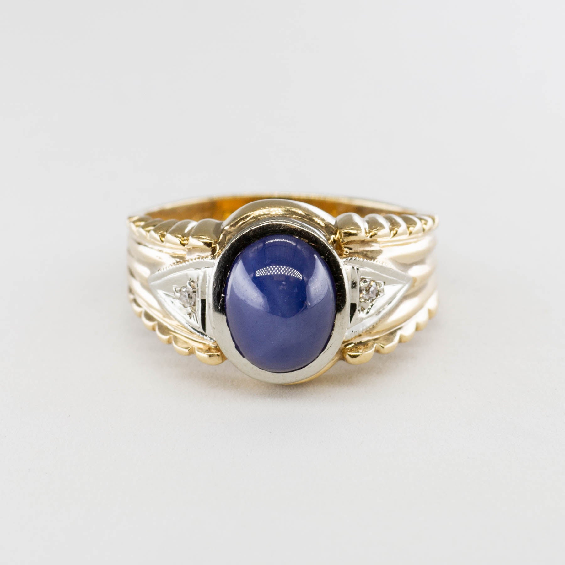Bague saphir étoilé et diamant style milieu du siècle | 2,85 ct, 0,02 ct au total | Taille 9 |