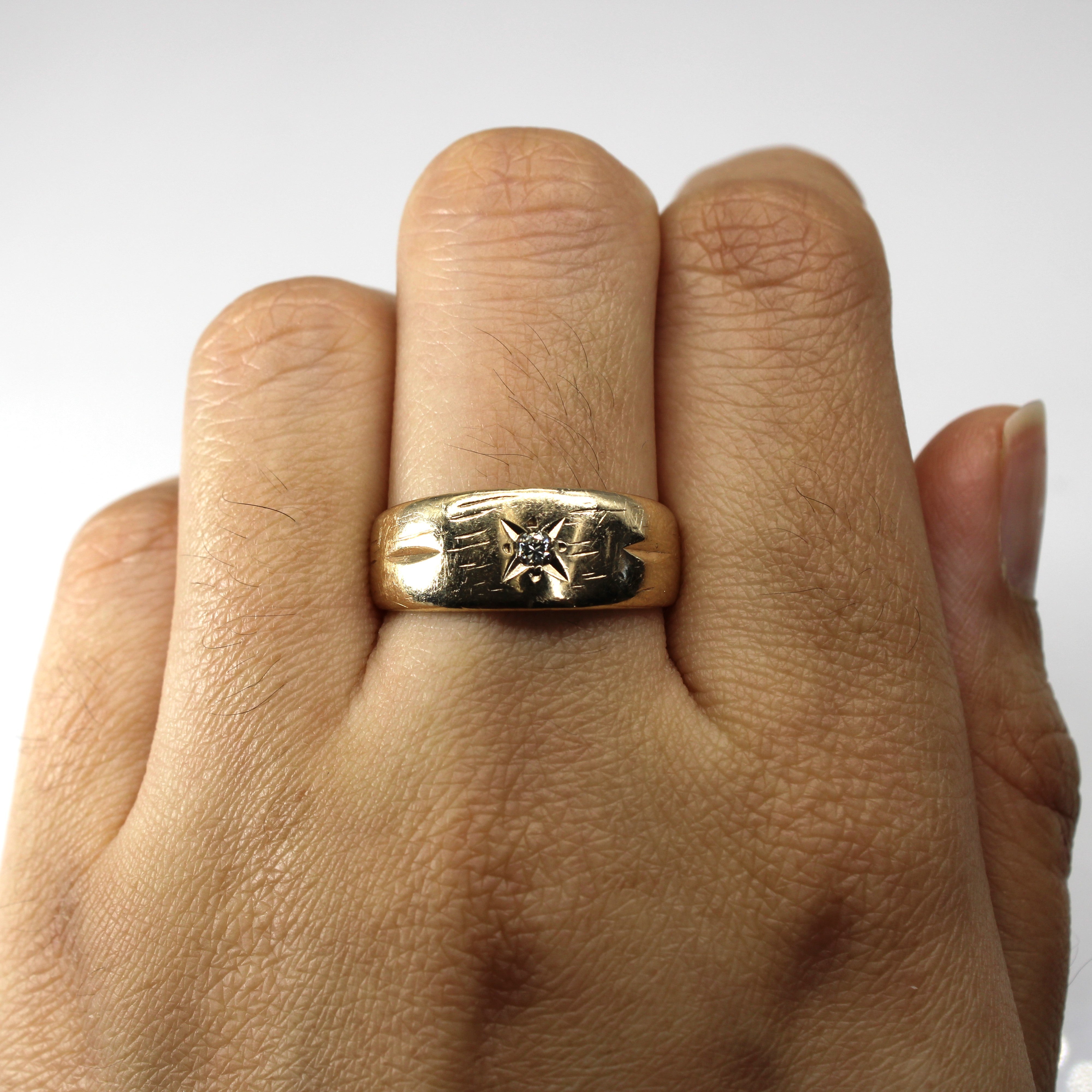 Starburst Diamond Band | 0.04ct | SZ 8.25 |