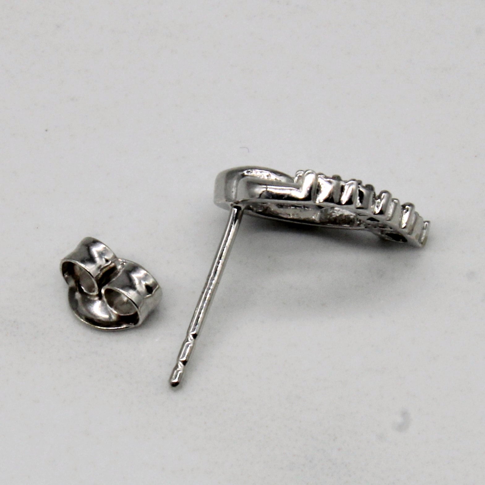 Diamond Heart Earrings | 0.03ctw |