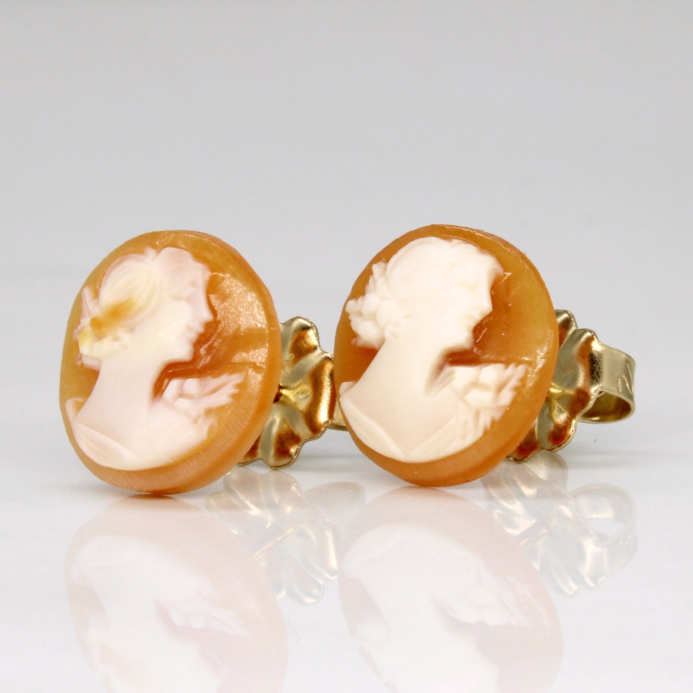 Shell Cameo Earrings | 5.00ctw |