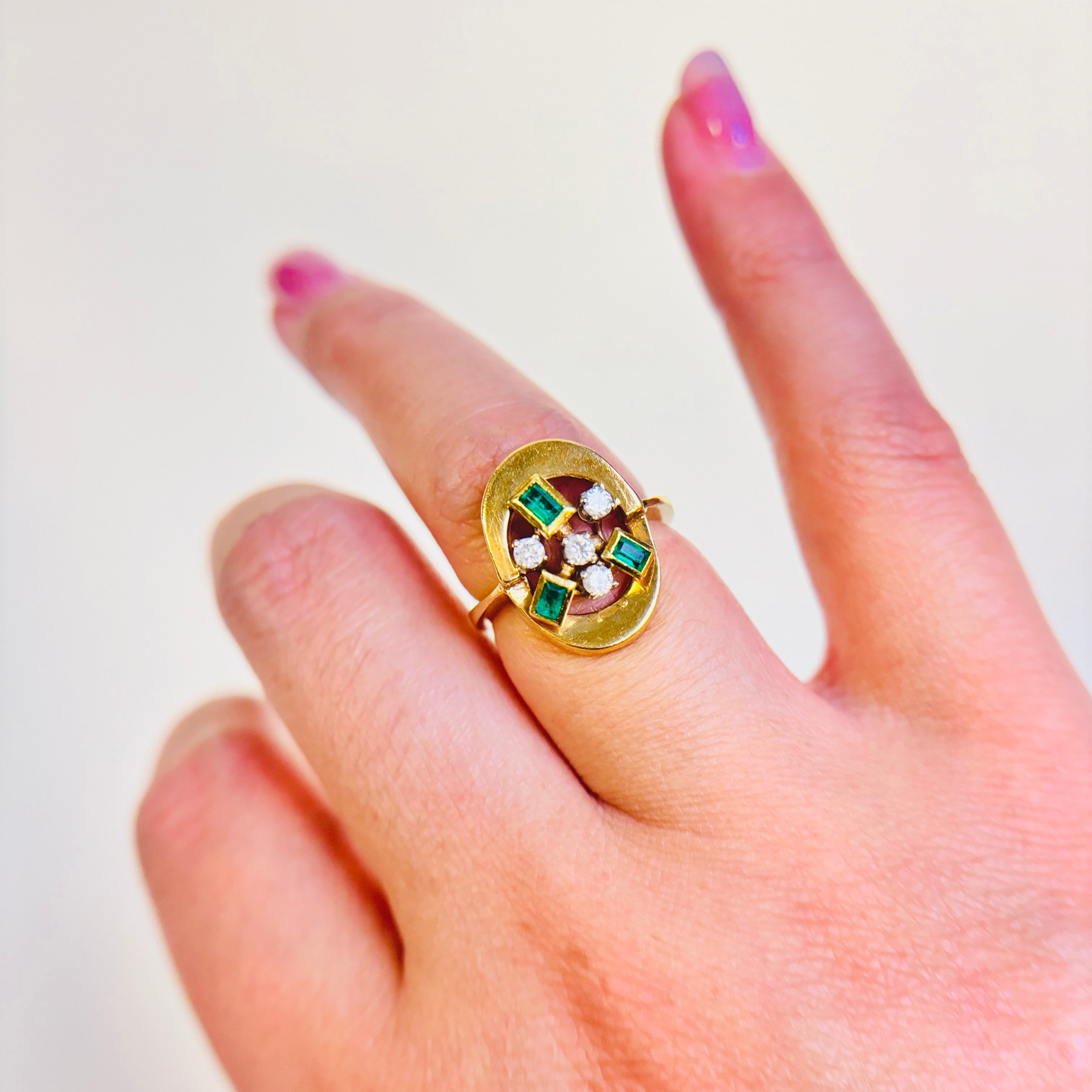 18k Yellow Gold Emerald & Diamond Ring | 0.25ctw, 0.16ctw | SZ 5.5