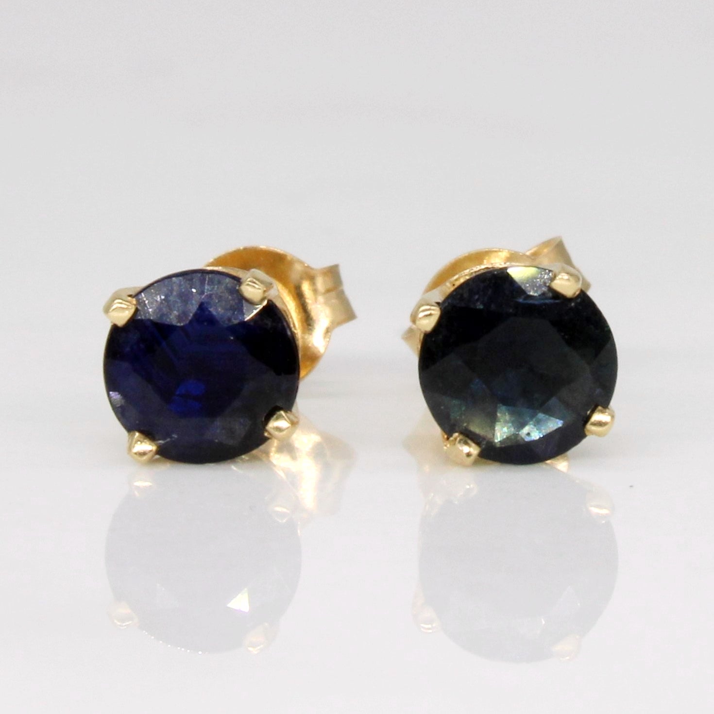 Sapphire Stud Earrings | 0.80ctw |